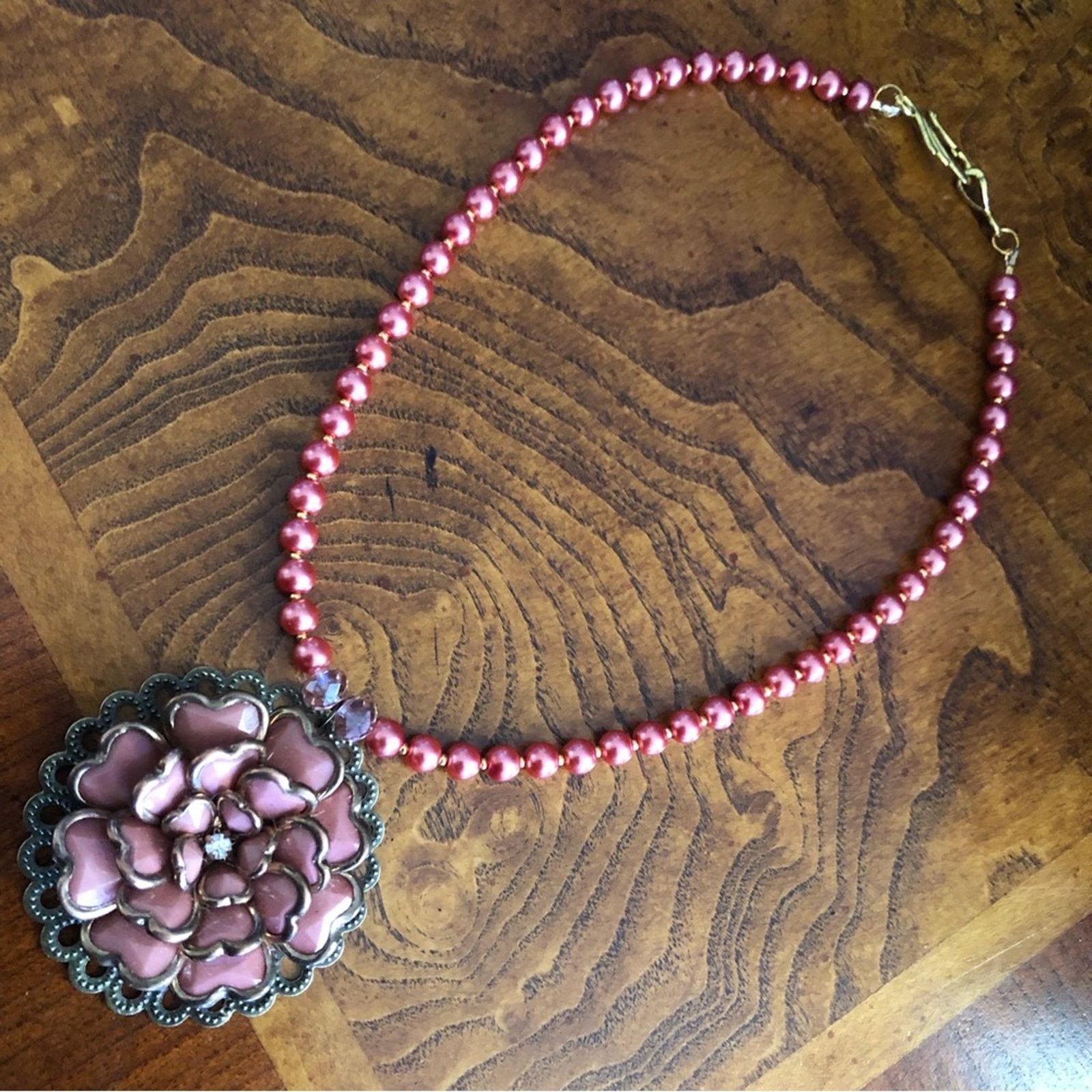 Handmade Handcrafted repurpose rose floral cluster Pearl necklace Size ONE SIZE - 9 Thumbnail