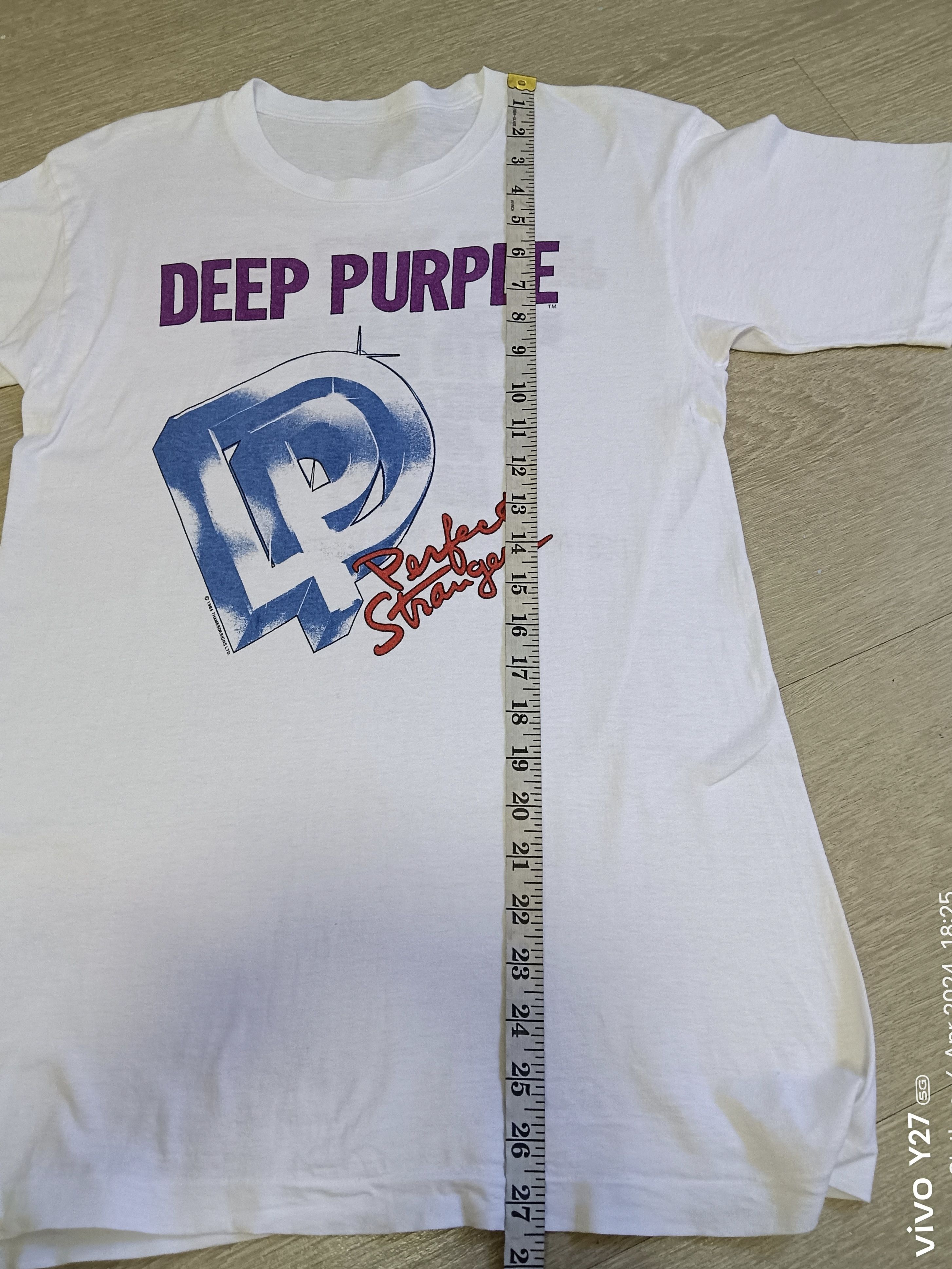 Band Tees VINTAGE DEEP PURPLE TOUR TEE Size US S / EU 44-46 / 1 - 5 Thumbnail