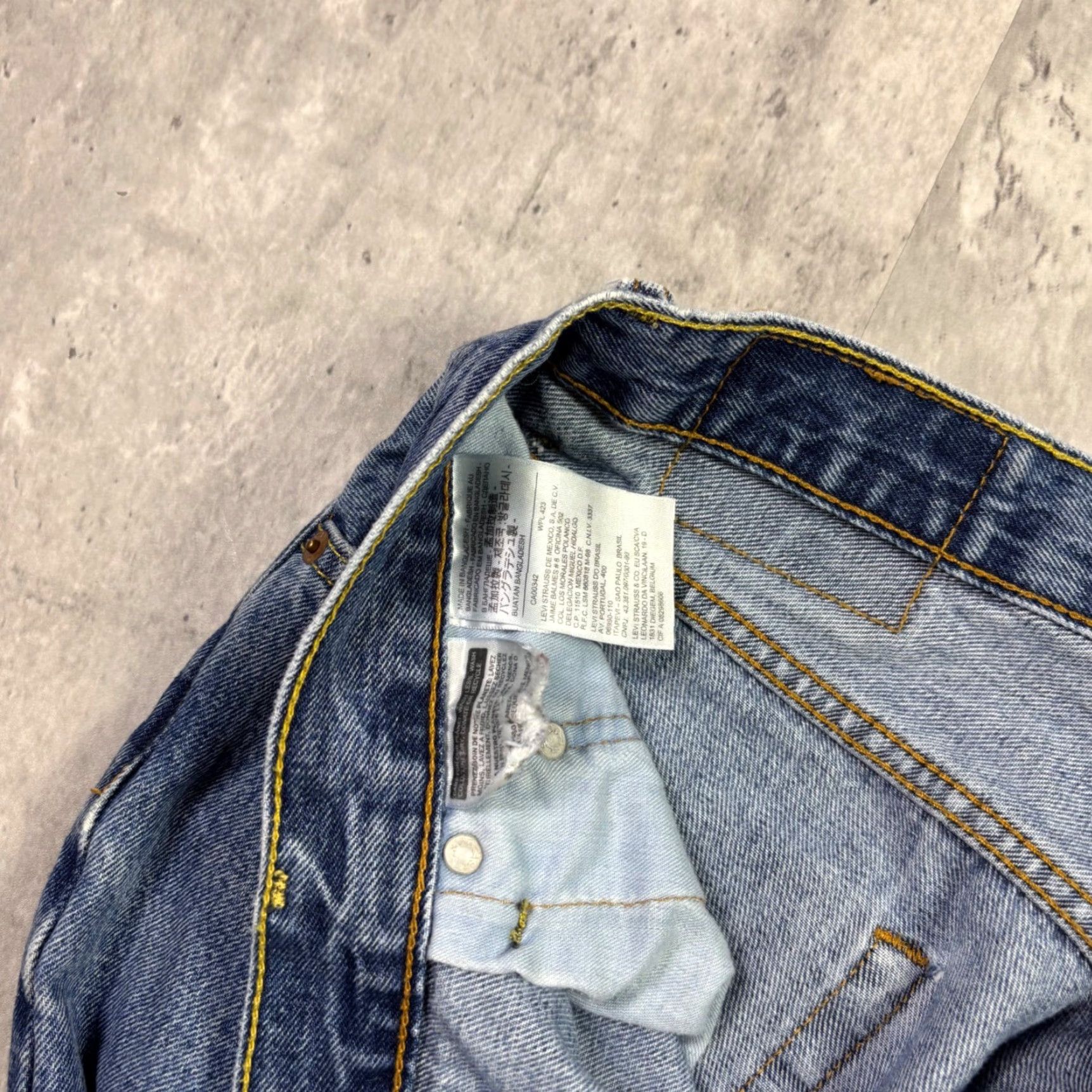 Denime VINTAGE Levi Strauss 550 Jeans Mens 32x30 Blue Denim 90s Straight Relaxed Fit 5-Pocket Size US 32 / EU 48 - 6 Thumbnail