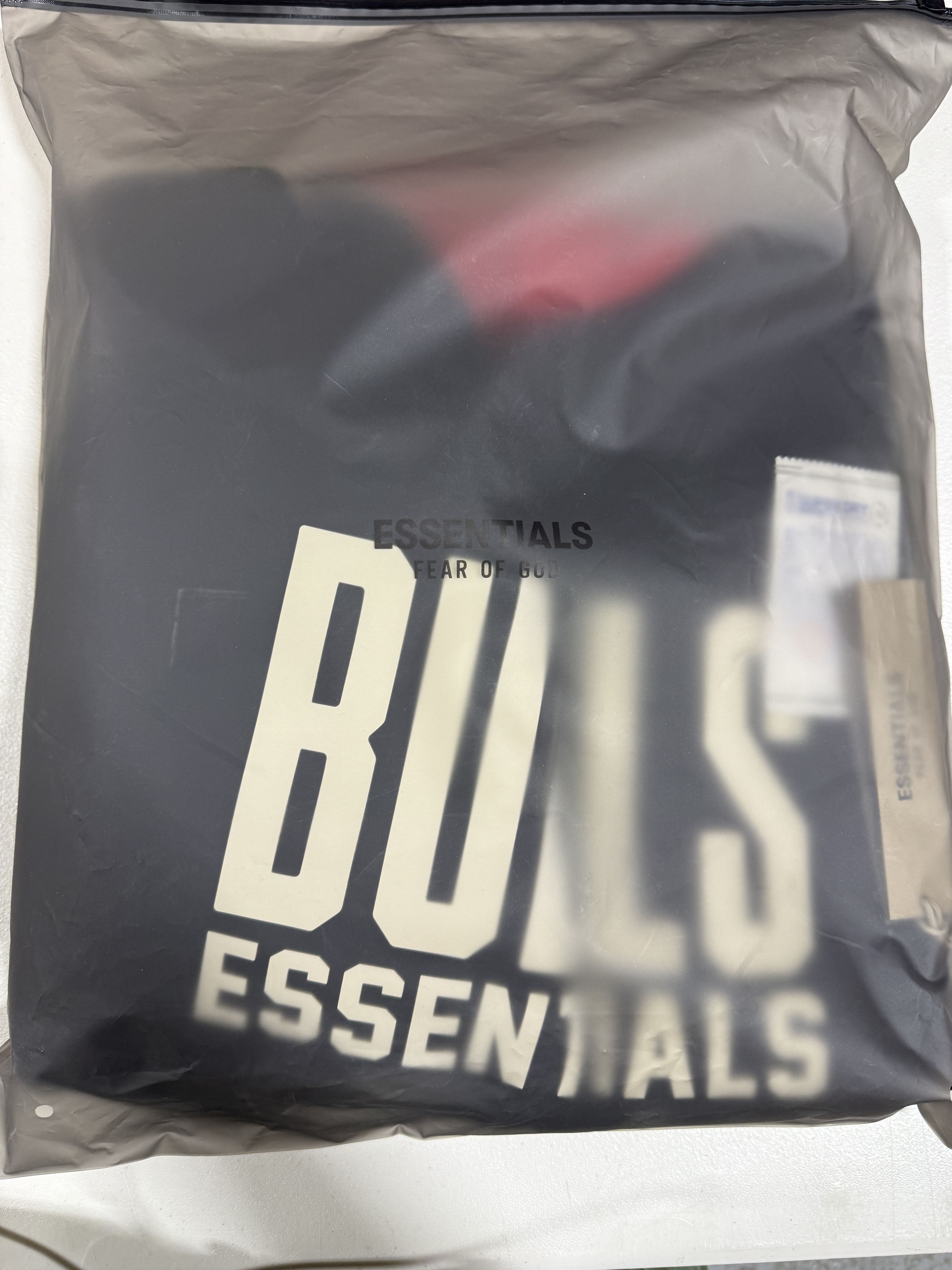 Fear of God × NBA Fear of God Essentials NBA Bulls Hoodie Black/Red XS Size US XS / EU 42 / 0 - 3 Thumbnail