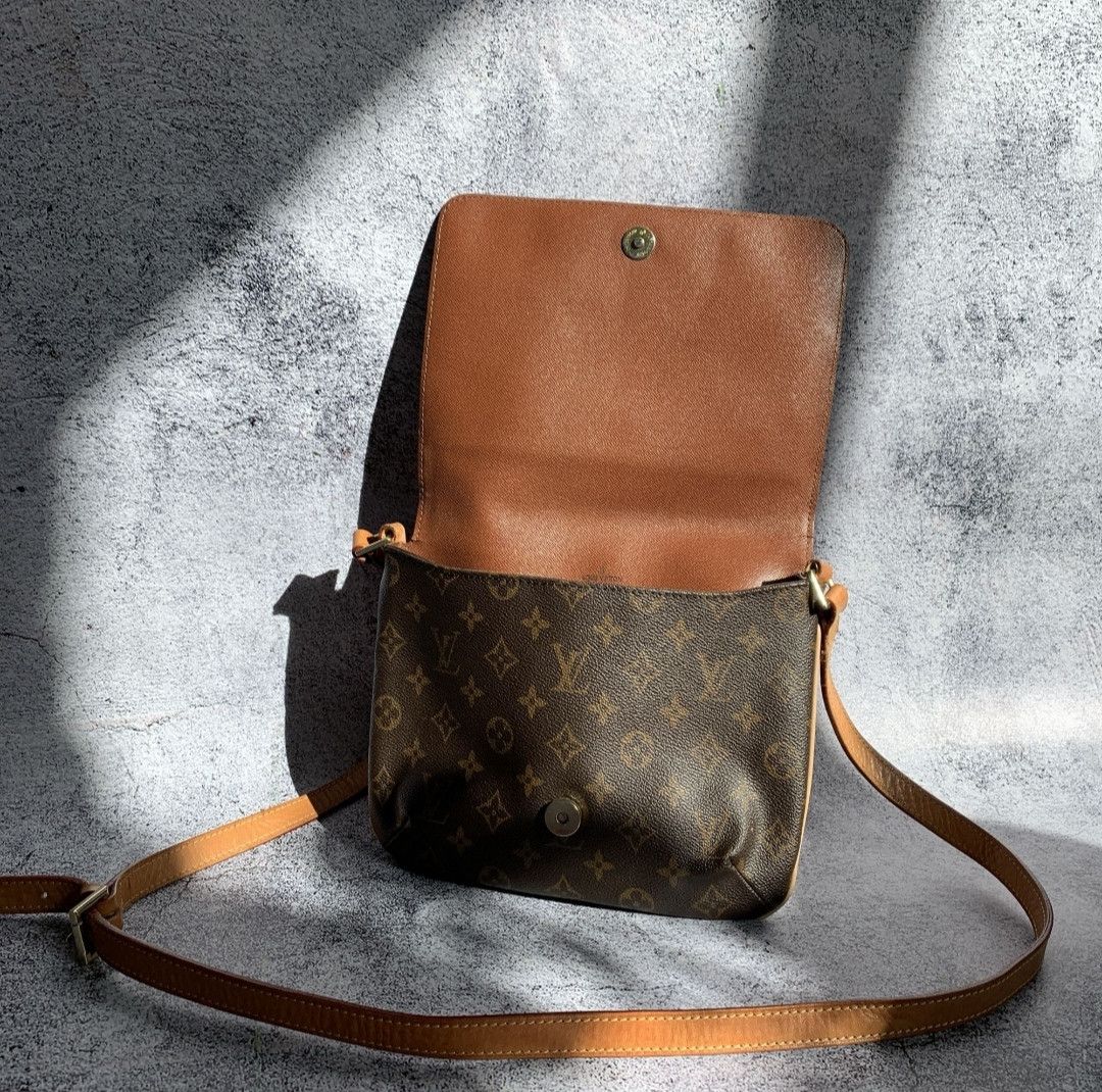 Louis Vuitton Louis Vuitton Musette Tango Canvas Handbag Size ONE SIZE - 5 Thumbnail