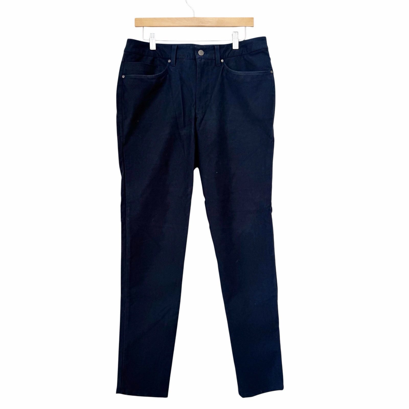 Lululemon Lululemon Navy Blue Flat Front Chino Pants Sz 32 Size US 32 / EU 48 - 1 Thumbnail