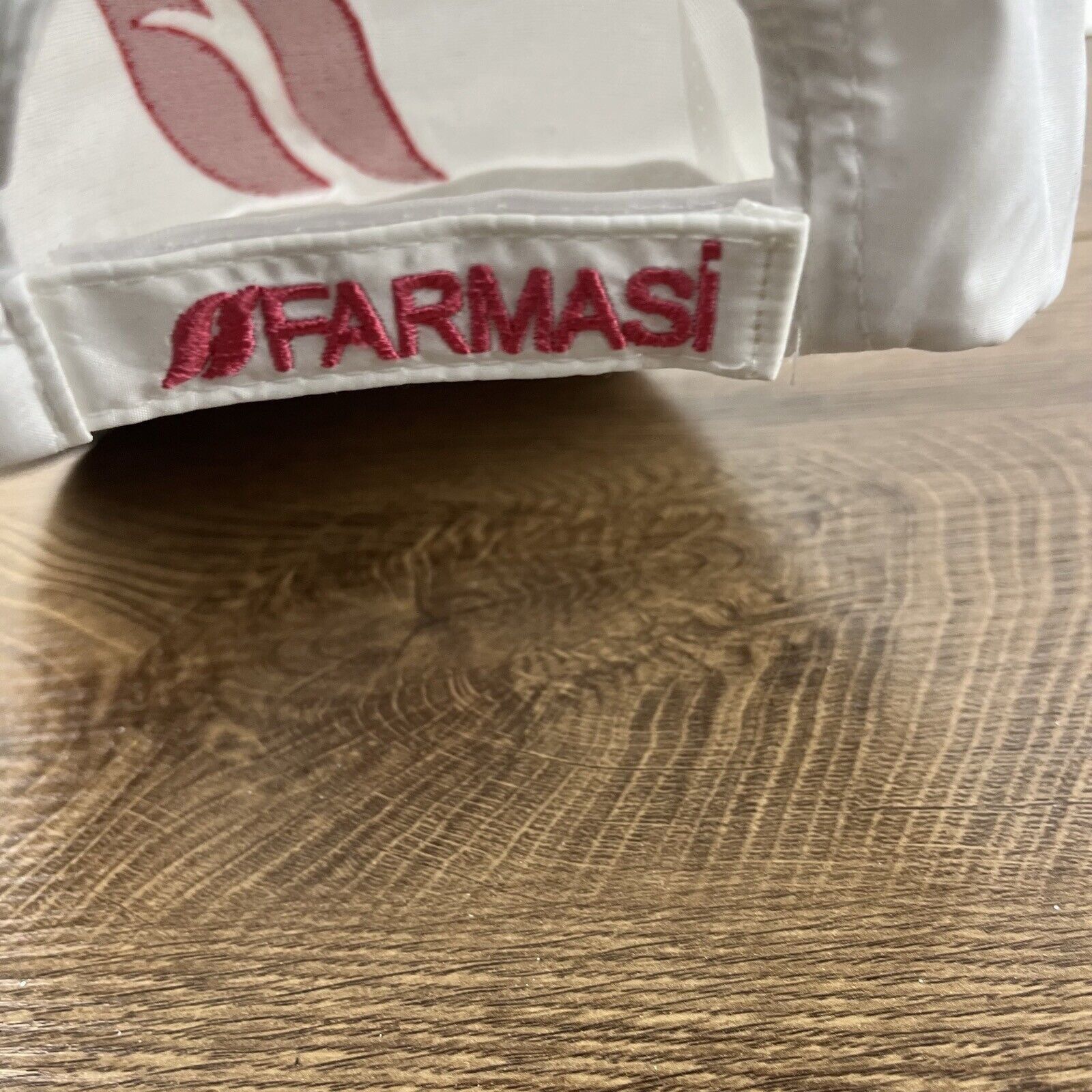 Other Farmasi Hat Farmasi Adjustable Hat White Adjustable Hat Whit Size ONE SIZE - 9 Thumbnail