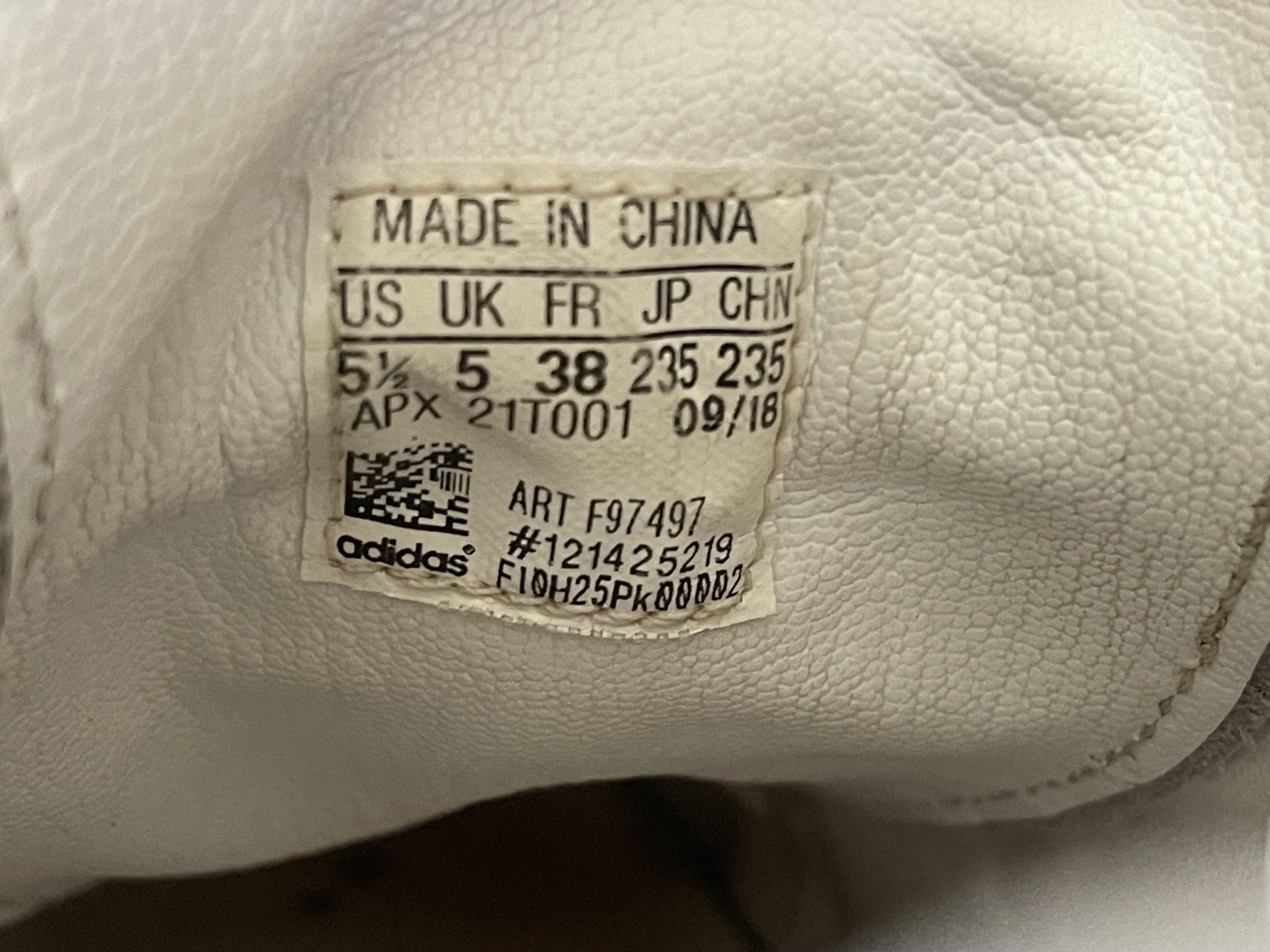 Adidas × Y-3 Y-3 low-top sneskers Size US 5.5 / EU 38 - 12 Thumbnail
