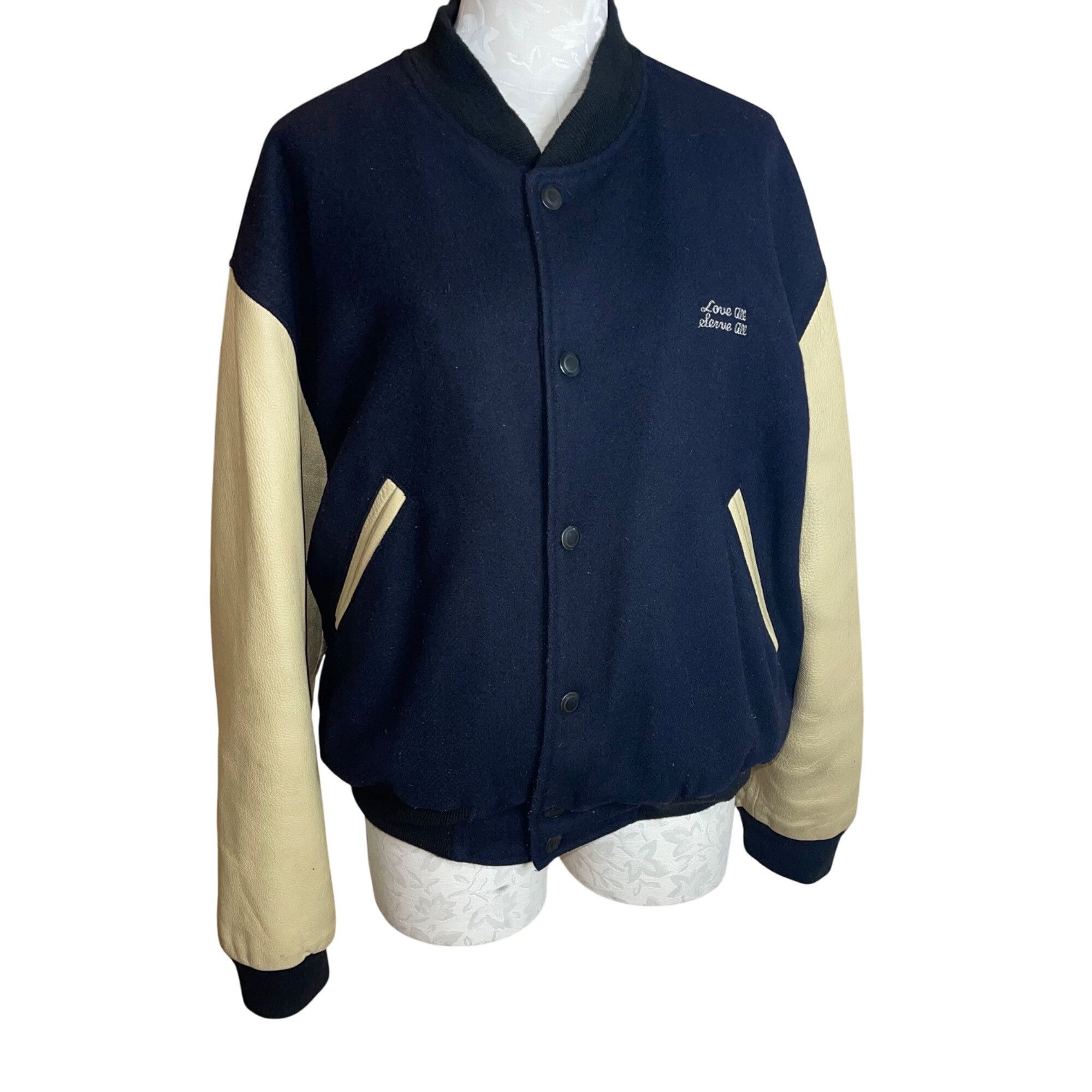 Hard Rock Cafe Hard Rock Cafe Vintage Mens Jacket Size Small Blue Size US S / EU 44-46 / 1 - 1 Thumbnail