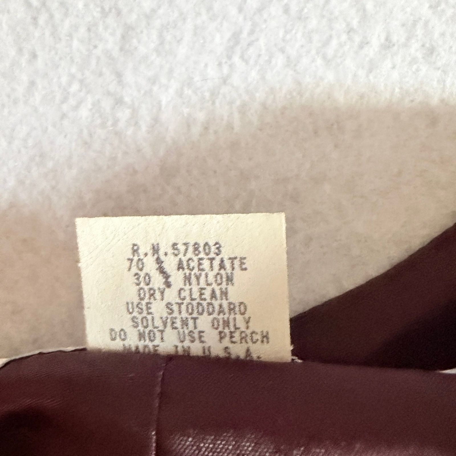 Other Vintage burgundy gold velvet vest norton mcnaughton goth Size S / US 4 / IT 40 - 8 Thumbnail