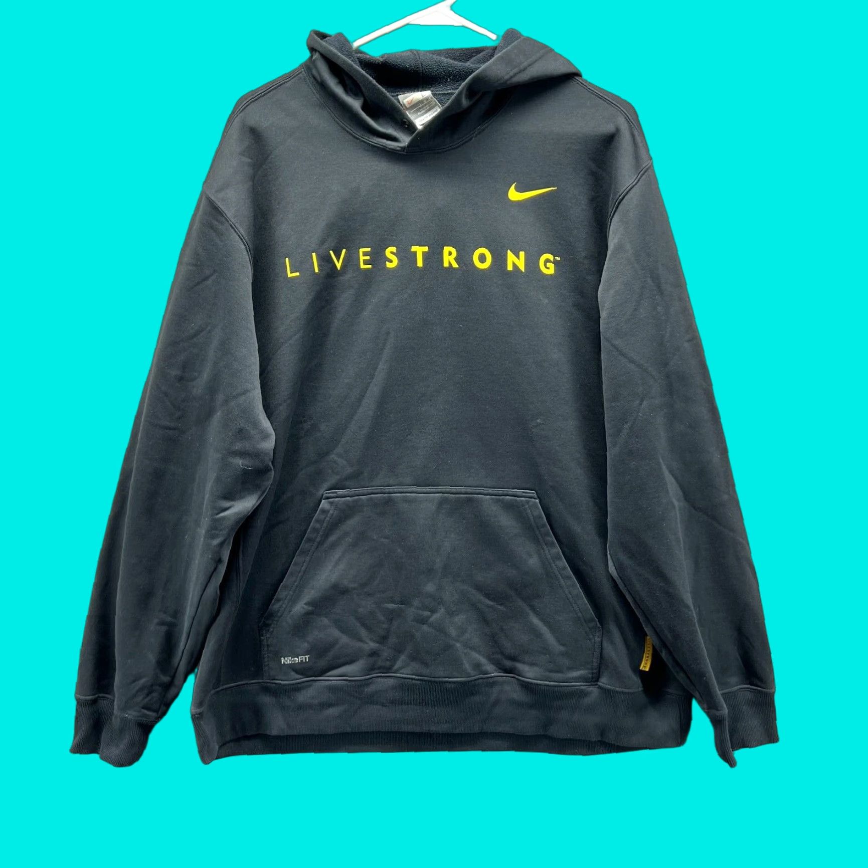 Nike VINTAGE Nike Hoodie Mens Large Black Yellow Livestrong Pullover Knit Therma Y2K Size US L / EU 52-54 / 3 - 1 Thumbnail
