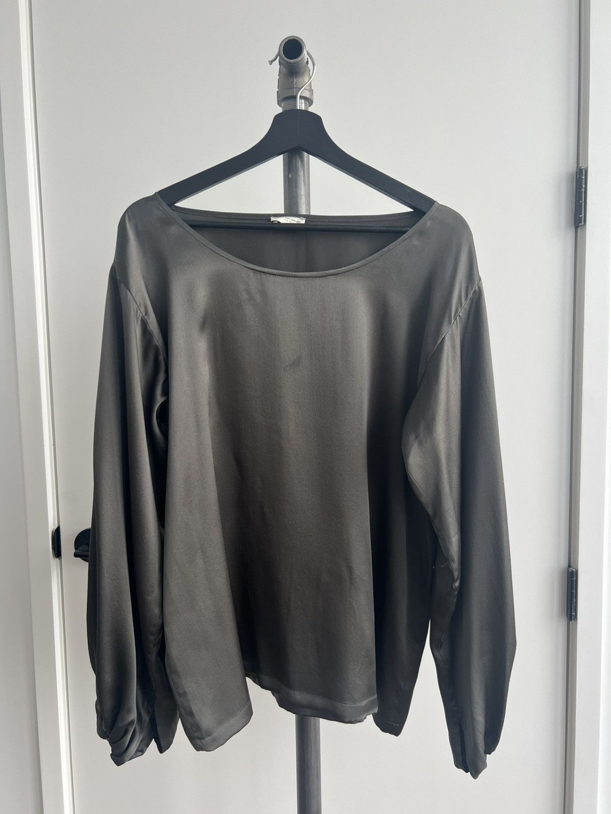 Dries Van Noten '00s Boat-Neck Silk Blouse Size M / US 6-8 / IT 42-44 - 1 Thumbnail