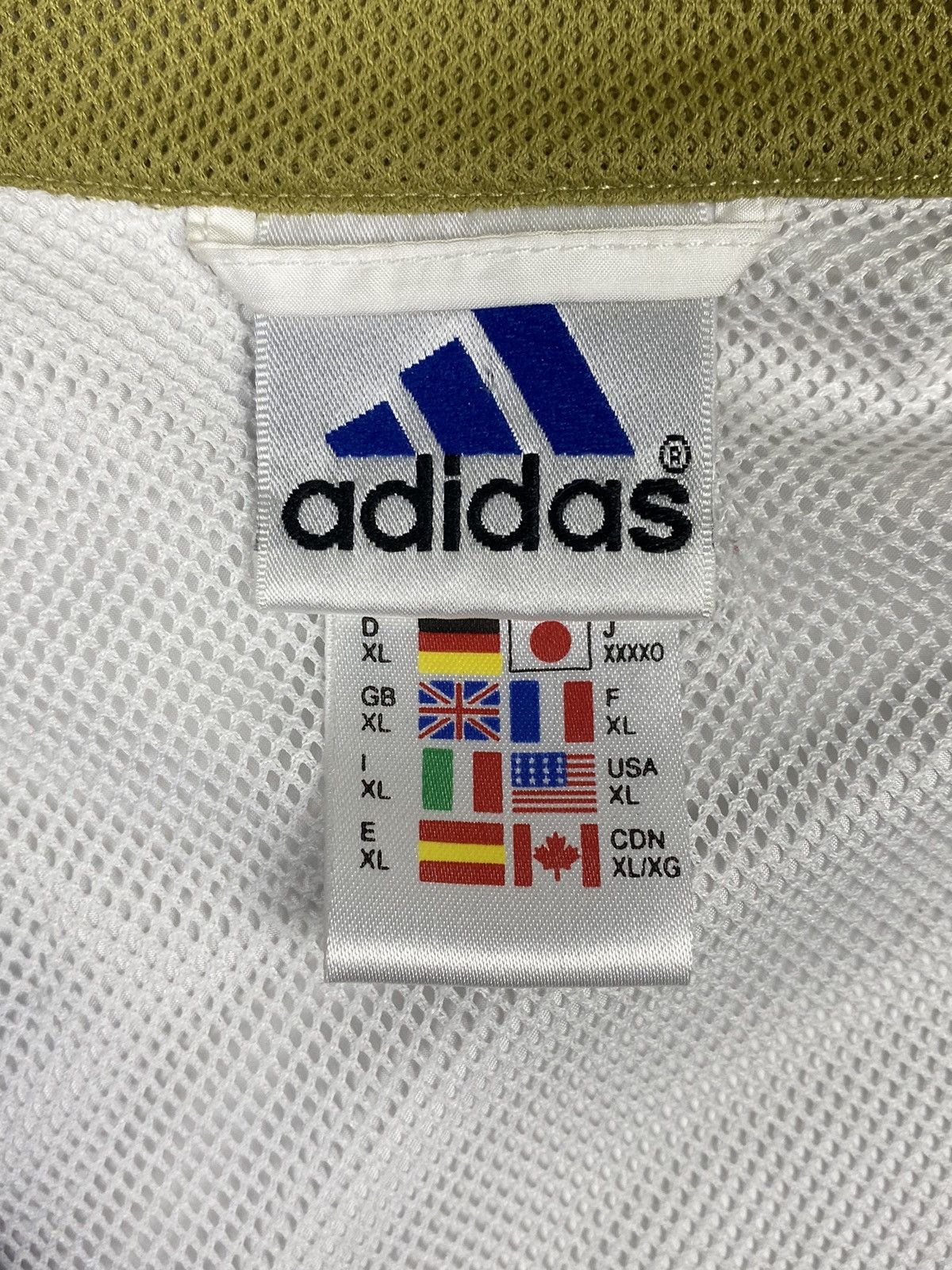 Adidas Vintage 90s Adidas Equipment Nylon Jacket Vest Transformer Size US XL / EU 56 / 4 - 19 Thumbnail