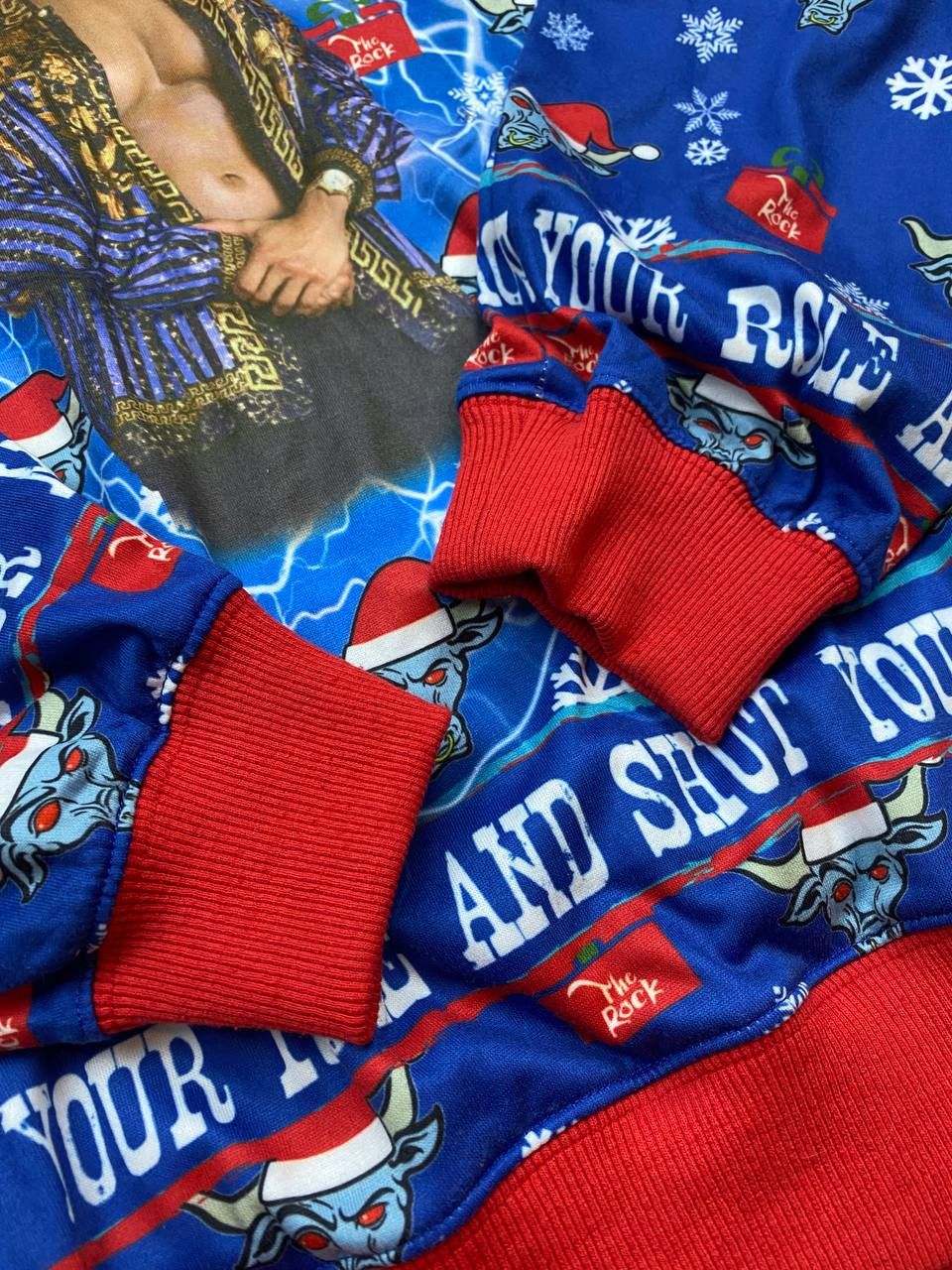 Vintage × WWE The Rock Ugly Holiday WWE Size US M / EU 48-50 / 2 - 10 Thumbnail