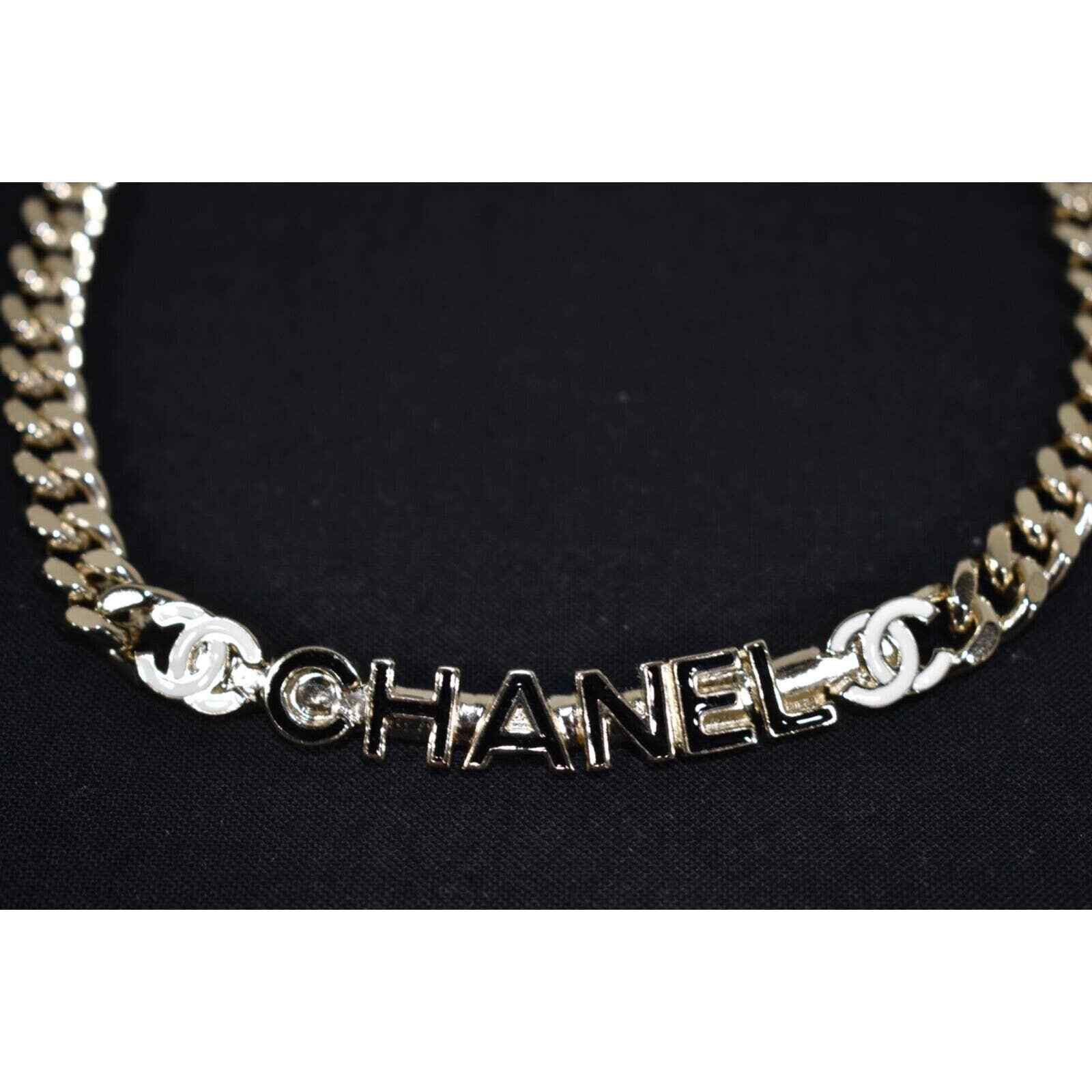 Chanel Chanel 22S Gold Name Plate CC Logo Short Choker Necklace Size ONE SIZE - 6 Thumbnail