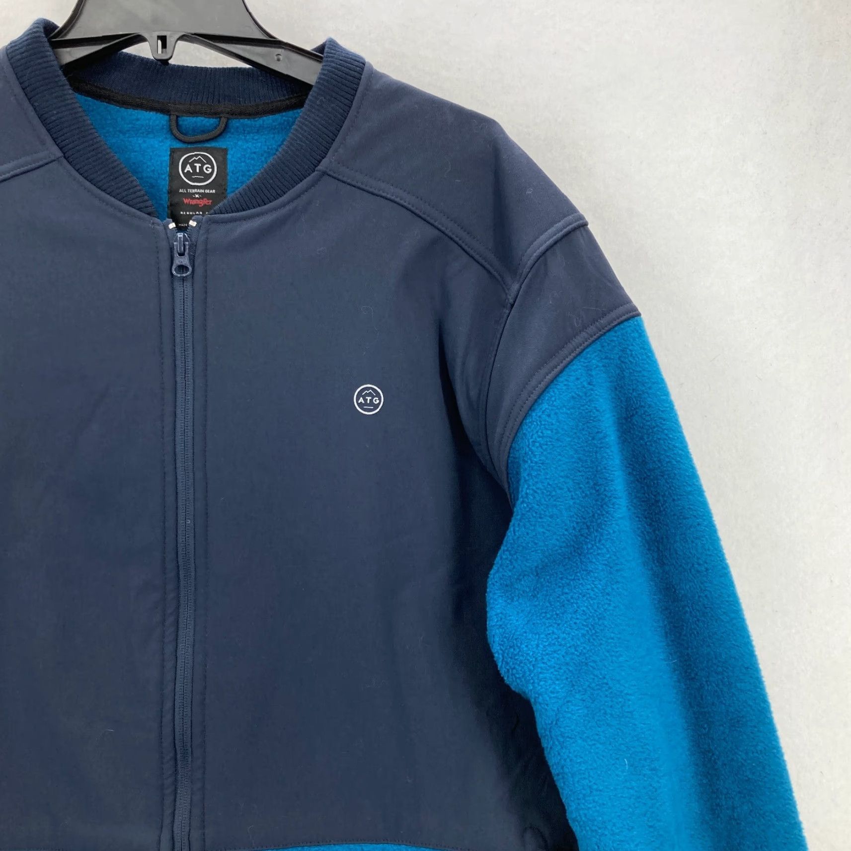 Wrangler Wrangler ATG All Terrain Gear Fleece Full Zip Jacket Mens XLT Blue Hiking Camp Jacket Size US XL / EU 56 / 4 - 2 Thumbnail