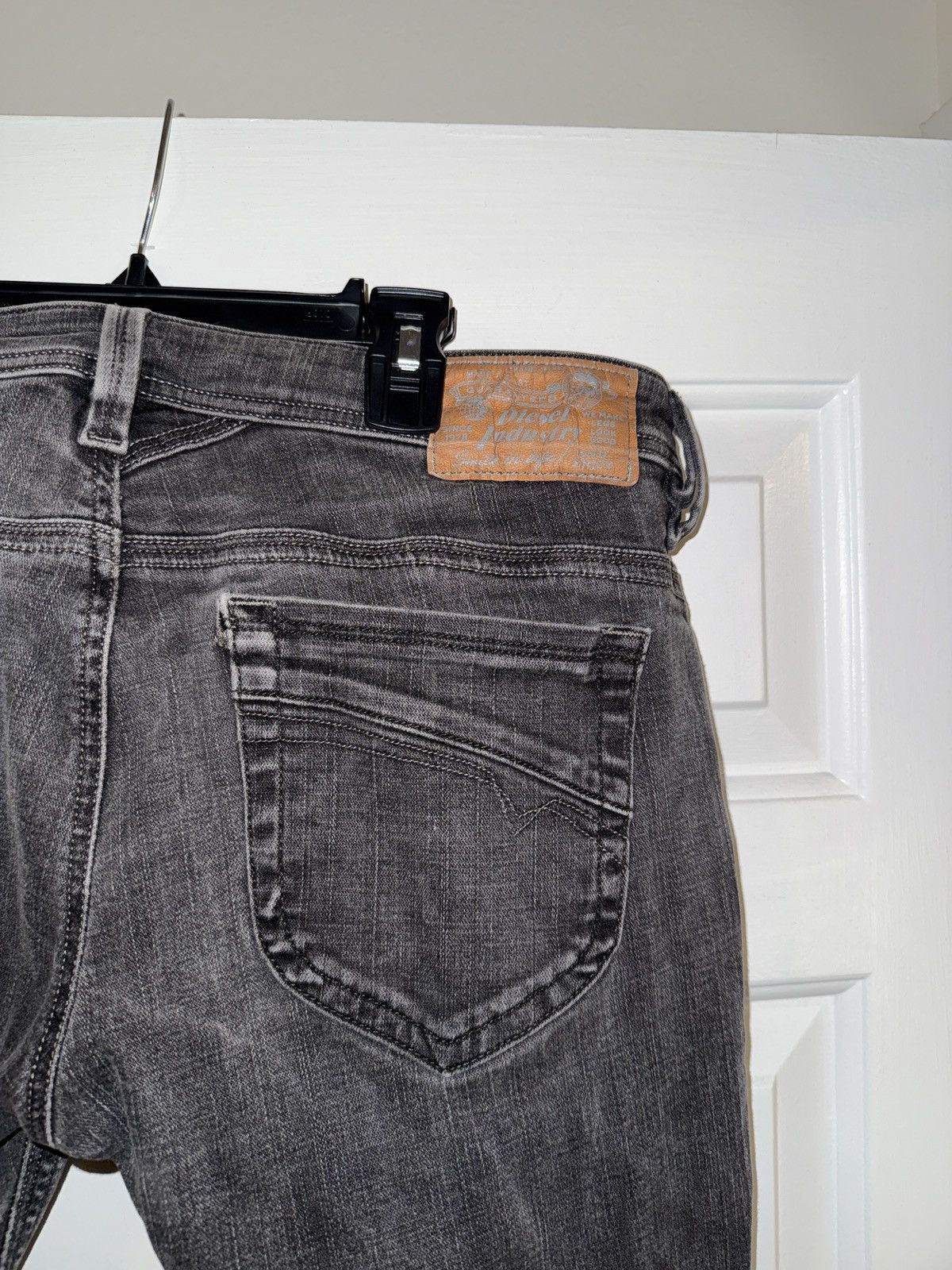 Diesel Black washed Diesel Straight leg jeans sz 31 Size US 31 - 6 Thumbnail