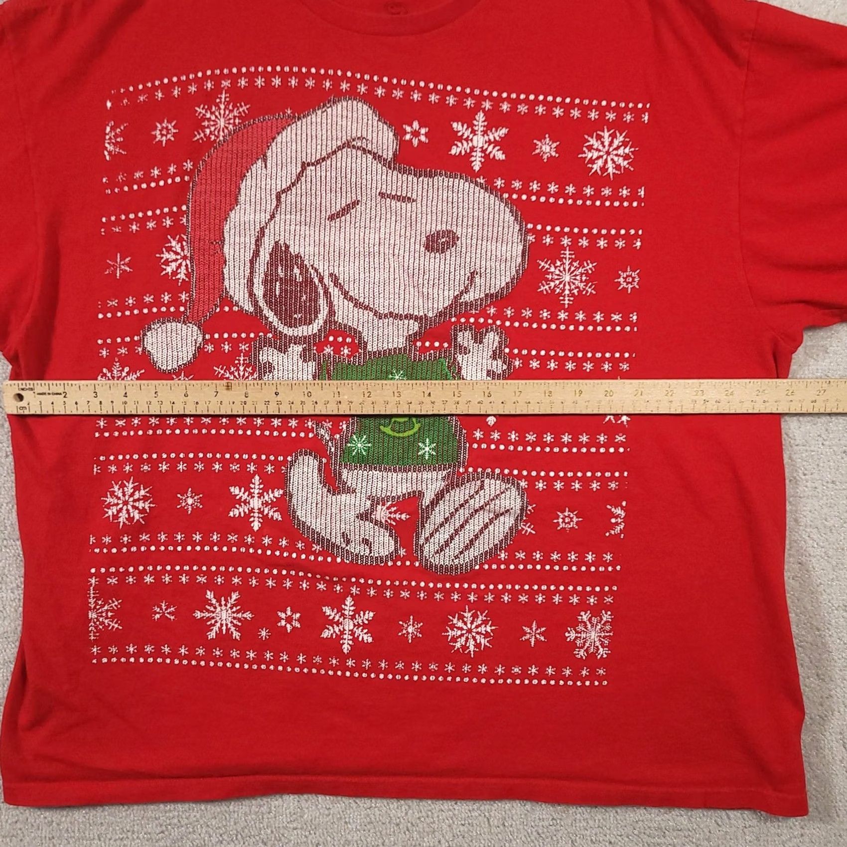 Vintage Peanuts Snoopy Christmas Shirt Mens 3XL Red Ugly Sweater Style Graphic Tee Size US XXL / EU 58 / 5 - 4 Thumbnail