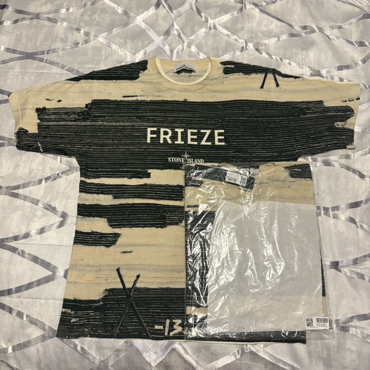Stone Island × Supreme Stone island x Frieze exclusive tee (large) Size US L / EU 52-54 / 3 - 2 Thumbnail