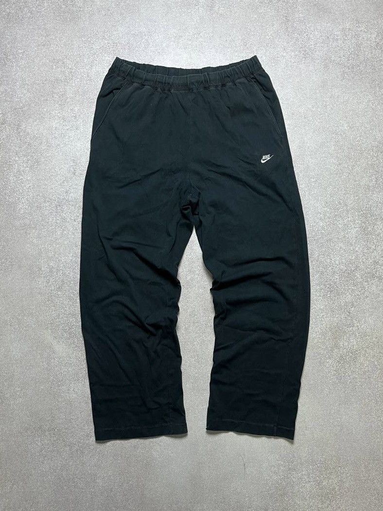 Nike VINTAGE NIKE SWOOSH TN FLARED SWEATPANTS JOGGERS XL Size US 36 / EU 52 - 1 Thumbnail