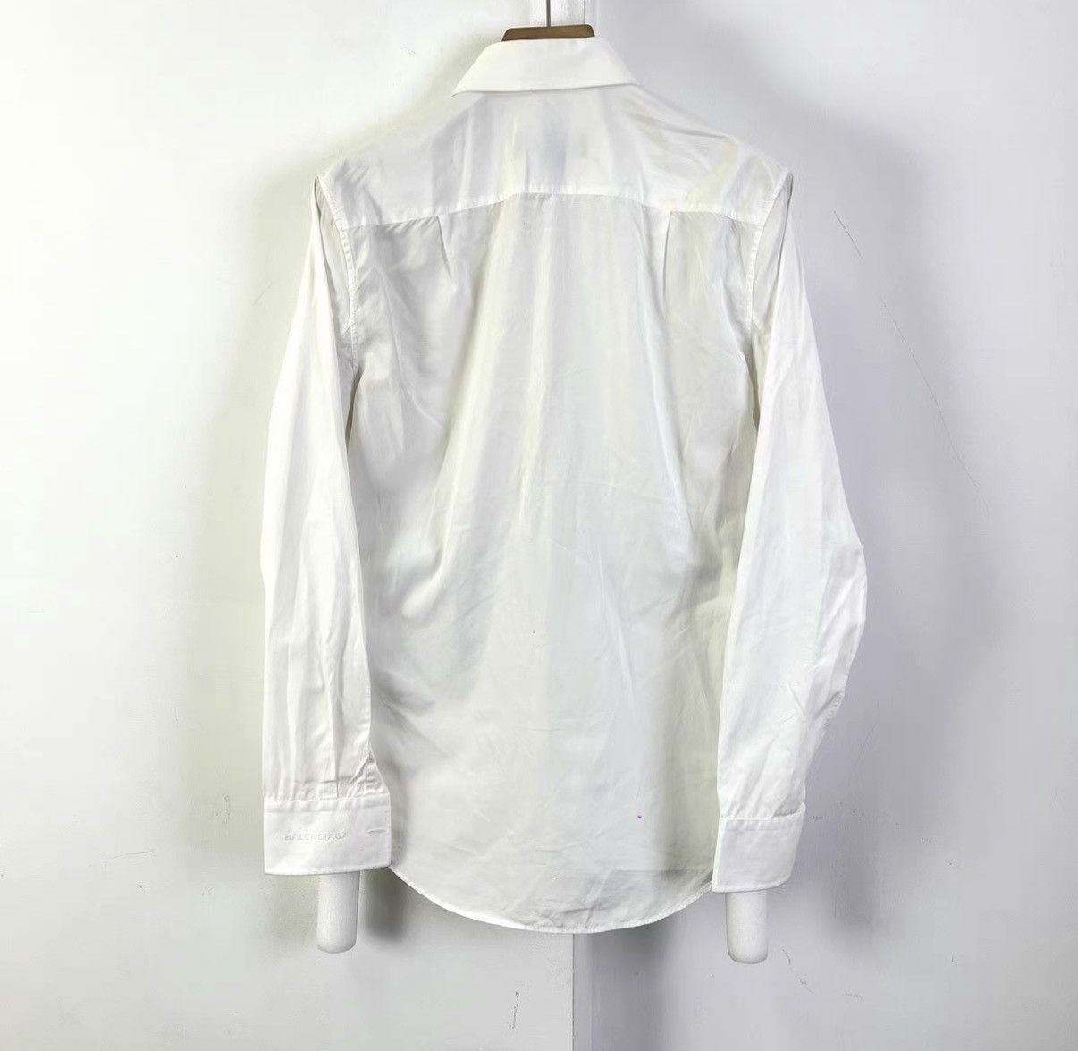 Balenciaga Balenciaga Cuff Embroidered Logo Shirt K12 Size US S / EU 44-46 / 1 - 2 Thumbnail