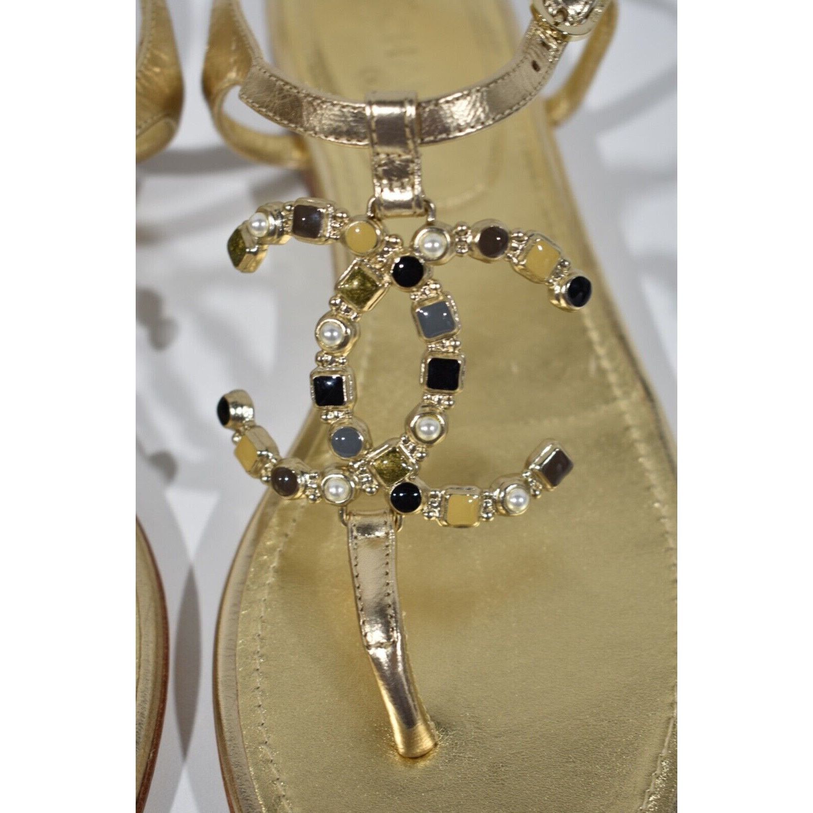 Chanel Chanel 19P Gold Metallized Lambskin CC Logo Mule Slide Size US 6 / IT 36 - 5 Thumbnail