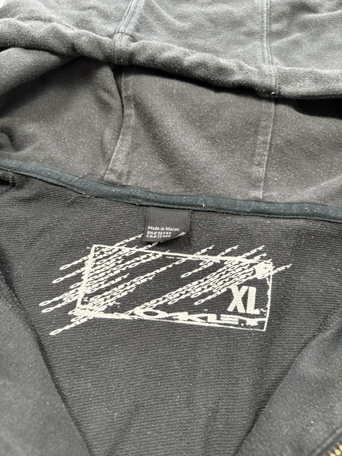 Oakley Vintage 00s Oakley Full Zip Hoodie Black Eagle Print Y2K Size US XL / EU 56 / 4 - 12 Thumbnail