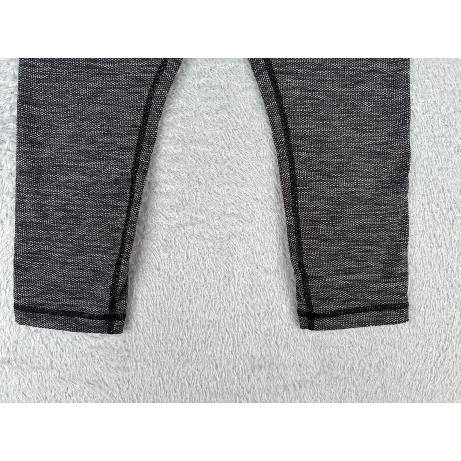 Lululemon Lululemon Pants Women 6 Gray Wunder Under Crop III Full-On Luxtreme 21" Cropped Yoga Athletic Straight Inseam 21 in Size 28" / US 6 / IT 42 - 2 Thumbnail