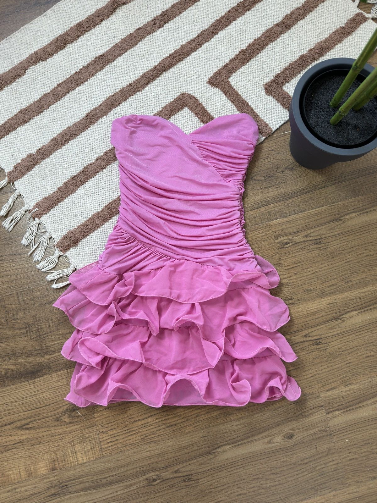 Japanese Brand DRAPERY OFF SHOULDERS PLEATED CUTE DRESS Size S / US 4 / IT 40 - 3 Thumbnail