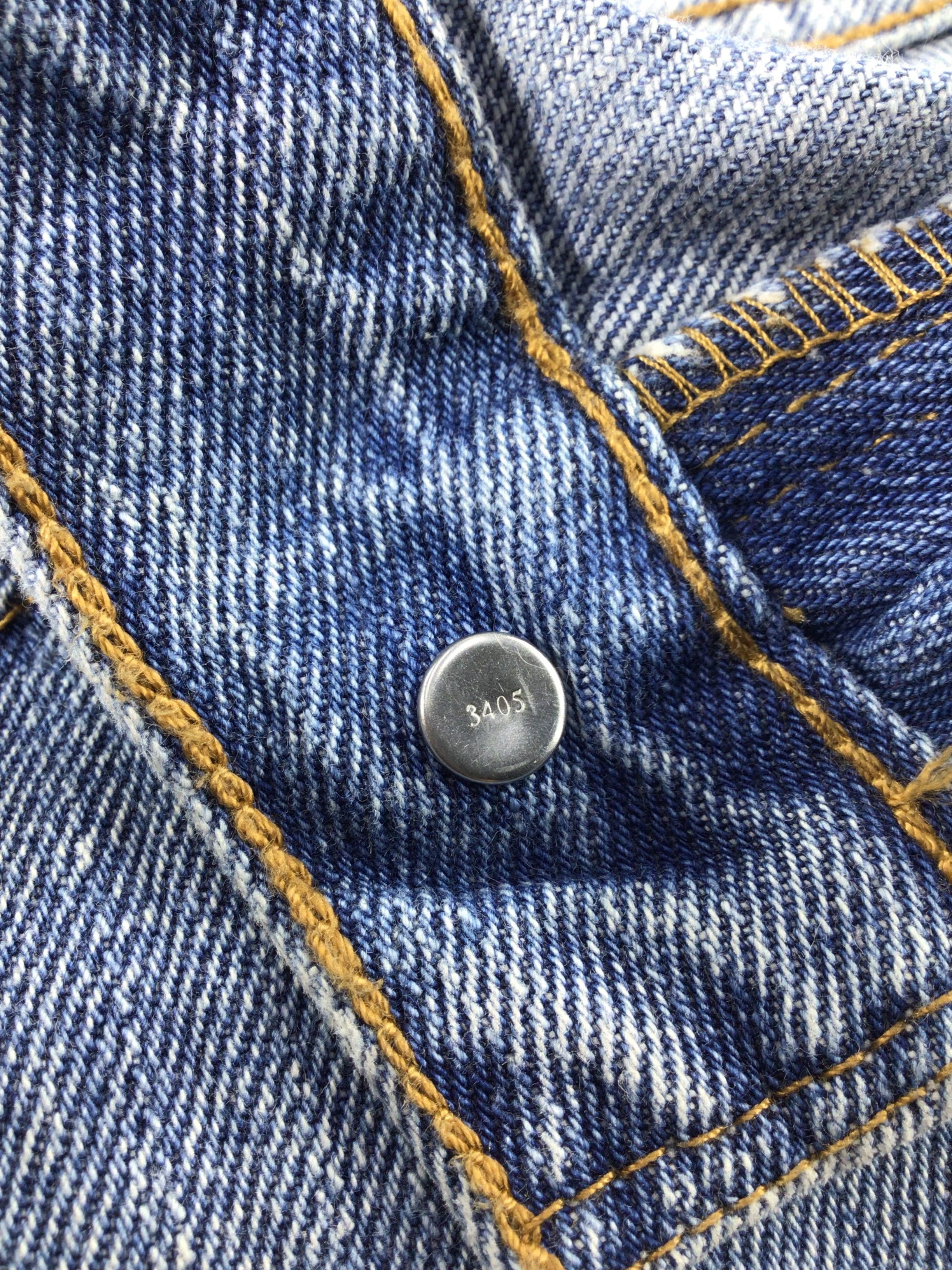 Levi's Vintage Levis 550 Jeans Faded Blue Denim KJ264 Size US 33 - 9 Thumbnail