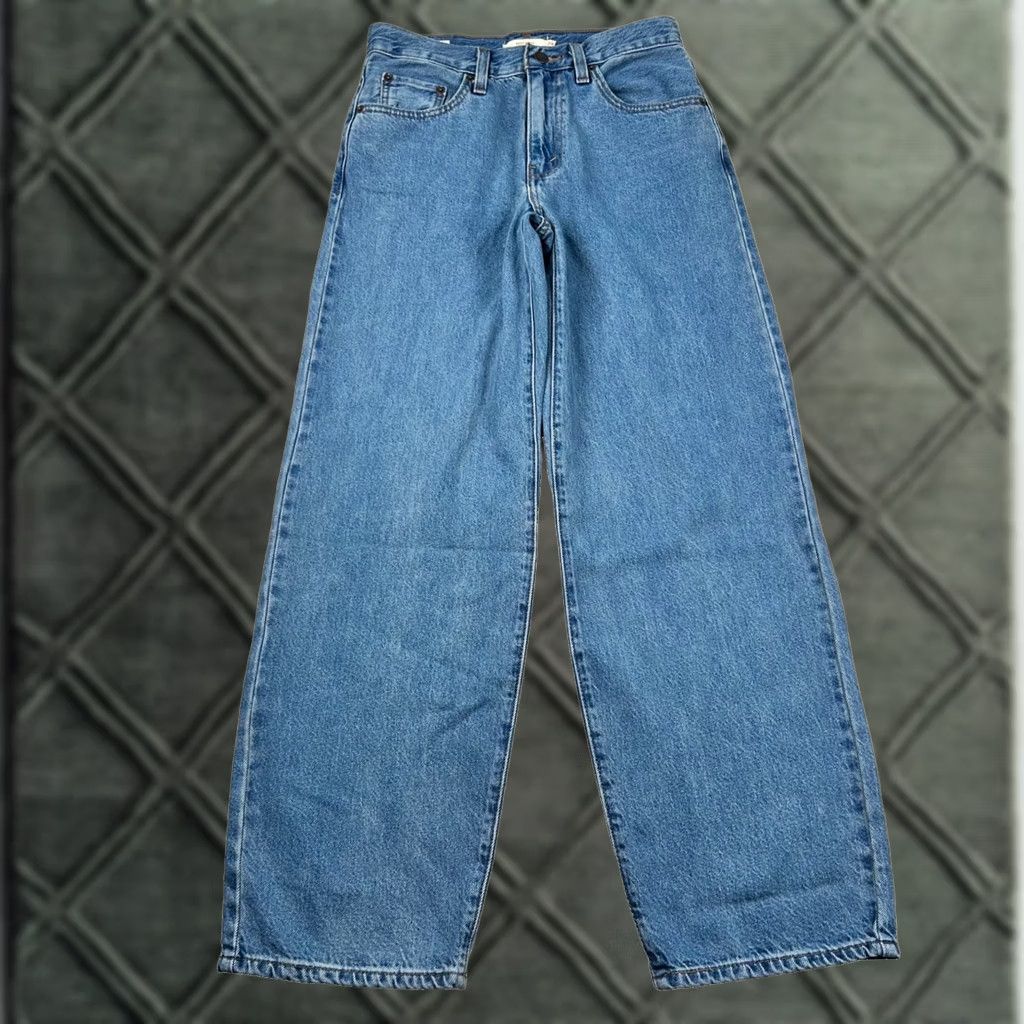 Levi's VINTAGE Levi's Premium Jeans Womens 24 Baggy Dad Relaxed Skater Mid Wash Denim Grunge Size 42" / US 20 - 1 Thumbnail