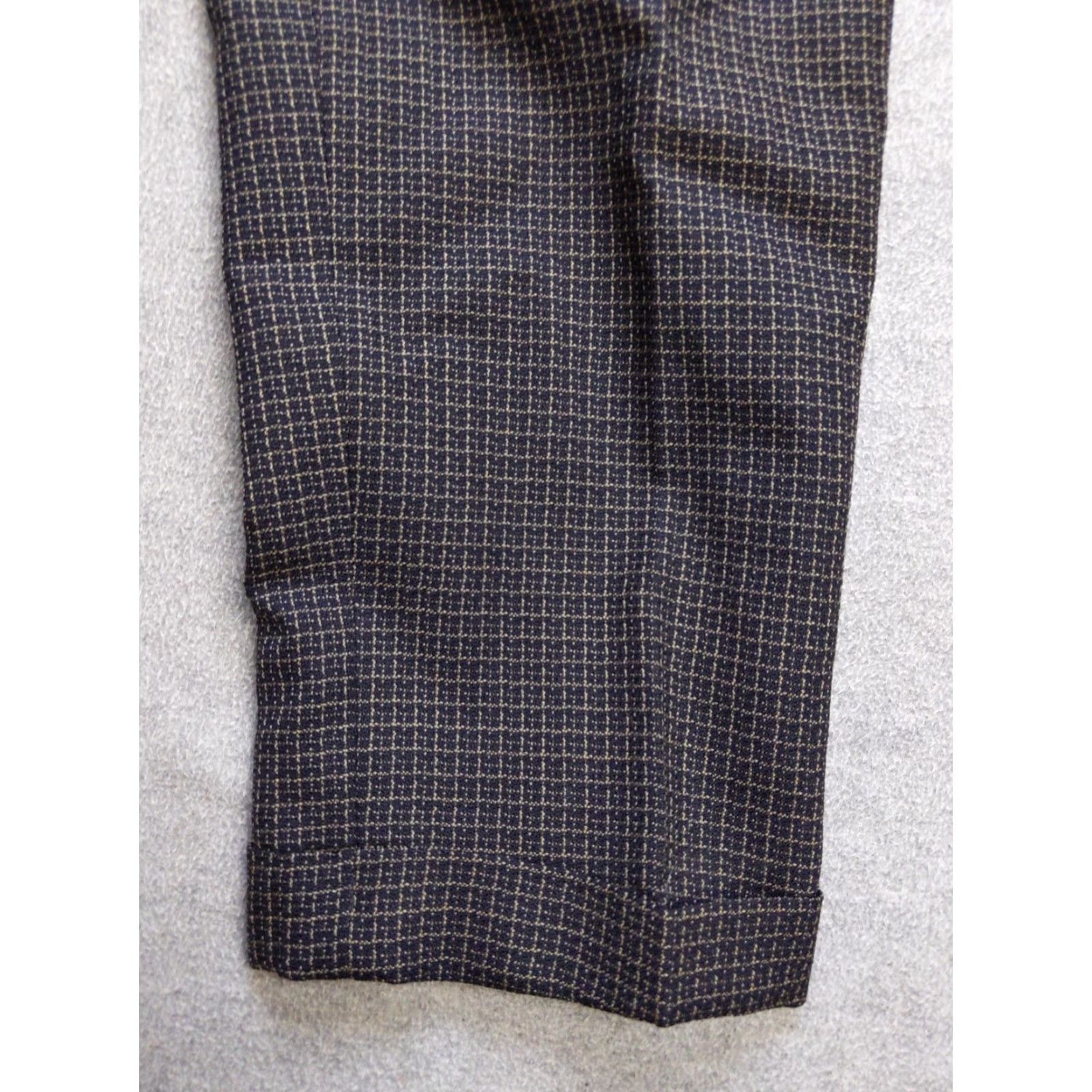 Jones New York VINTAGE Jones New York Pants Womens 4 Brown Wool Pleated Checkered Dress Trousers USA Dress Pants Womens 4 Brown Wool Pleated Checkered Size 27" / US 4 / IT 40 - 2 Thumbnail