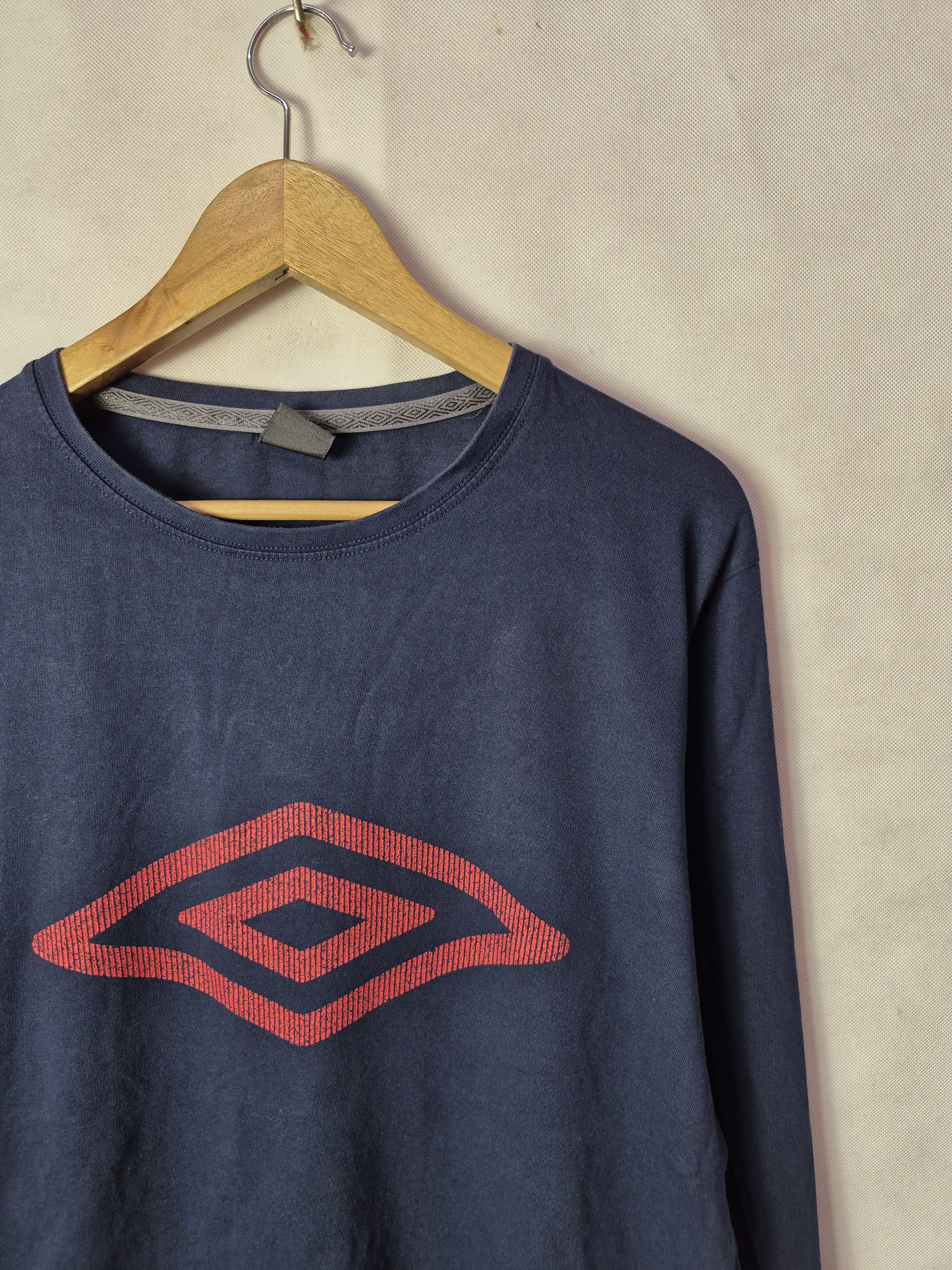 Umbro 🔥 Vintage Style Umbro Big Logo Longsleeves Tee Size US M / EU 48-50 / 2 - 2 Thumbnail