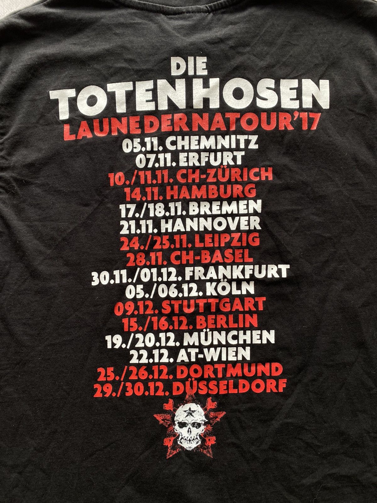 Band Tees Rare Die Toten Hosen LAUNEDER NATOUR'17 Tour T shirt Retro Size US M / EU 48-50 / 2 - 7 Thumbnail