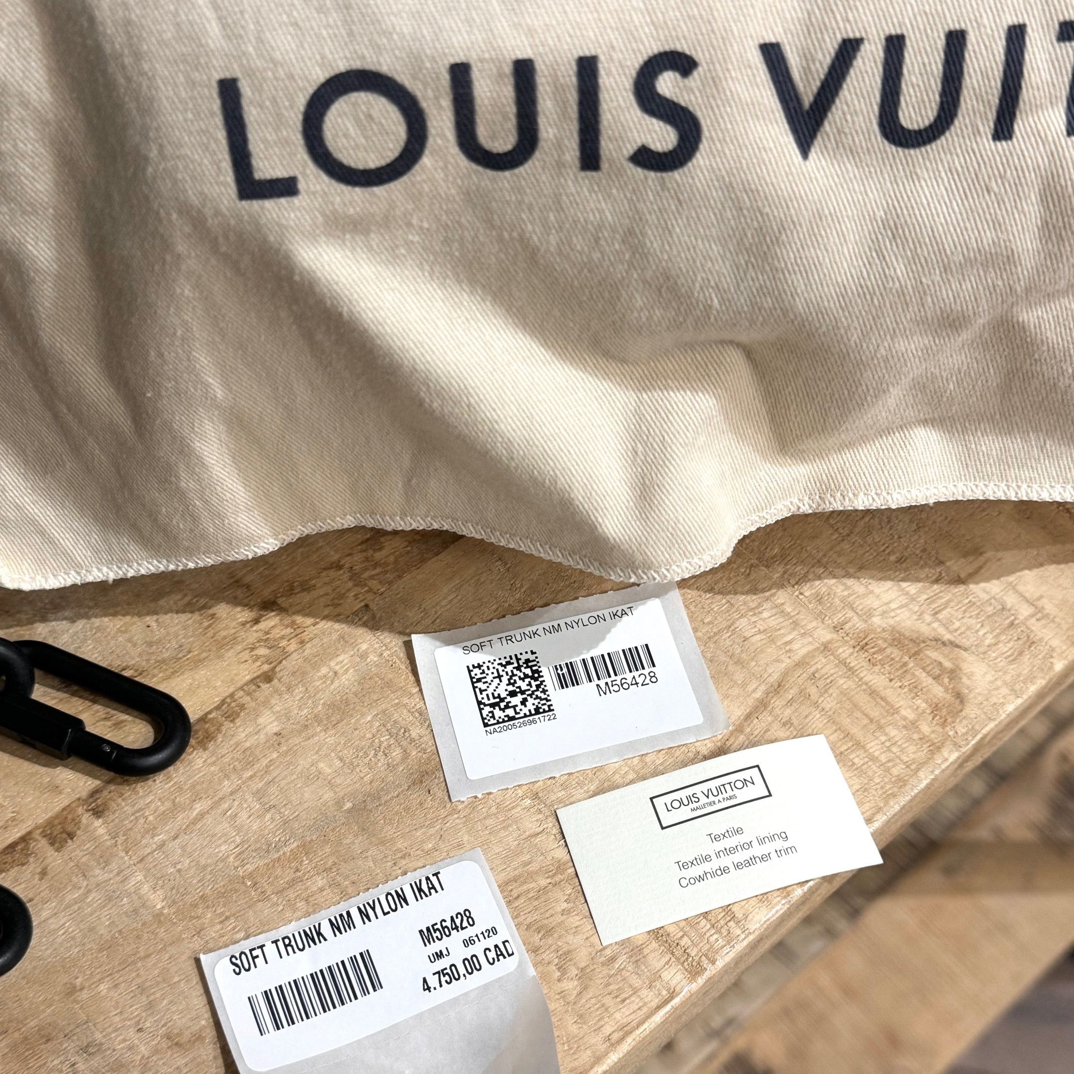 Louis Vuitton Louis Vuitton Nylon Camouflage Soft Trunk Bag Size ONE SIZE - 14 Thumbnail