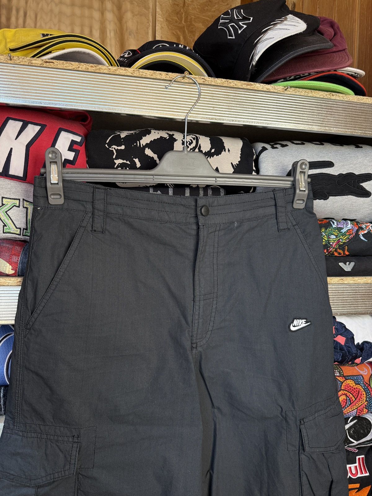 Nike Nike vintage cargo shorts Size US 34 / EU 50 - 3 Thumbnail