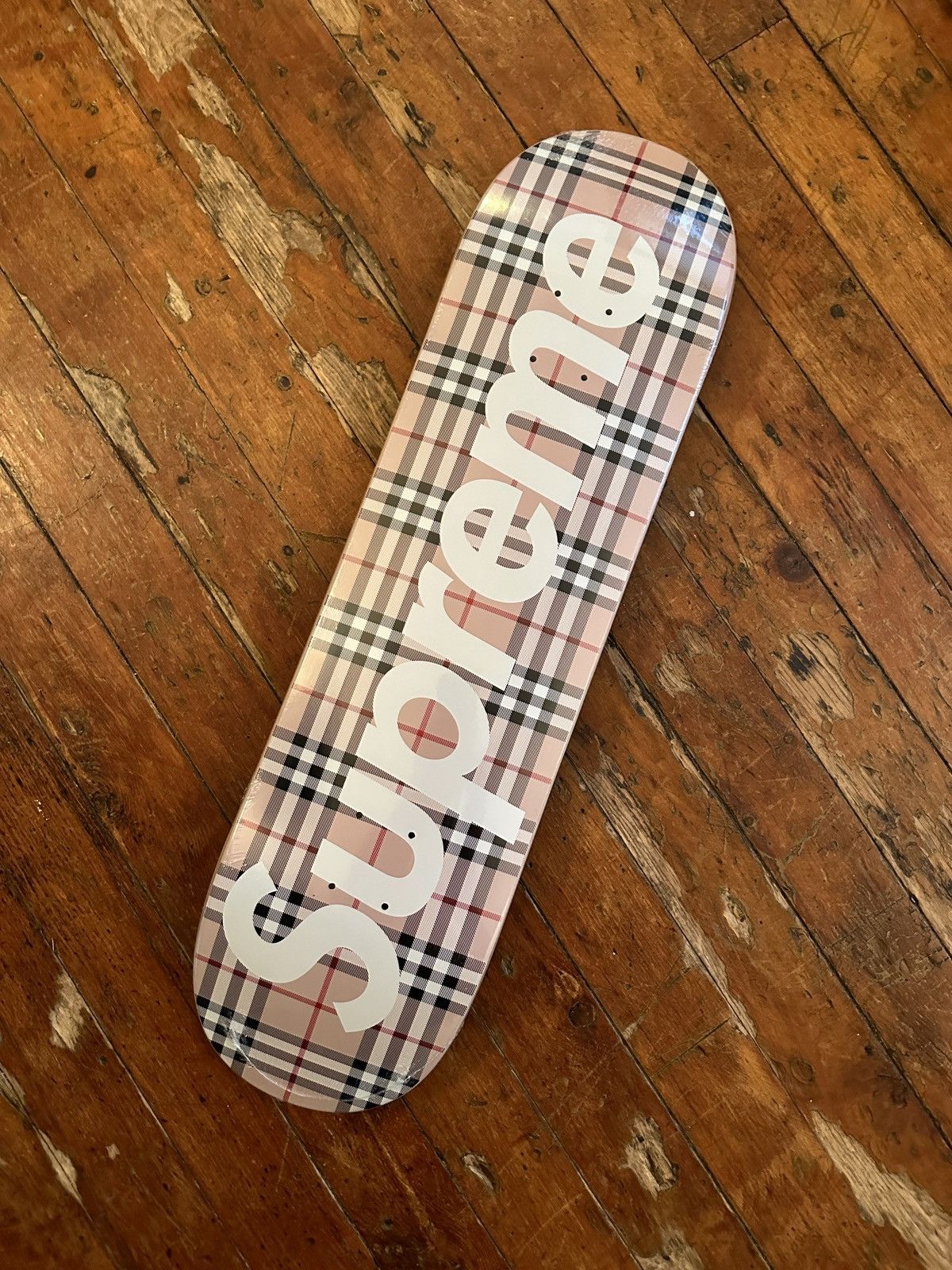 image of burberry Pink Plaid Skateboard, Men's