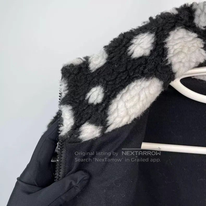 Louis Vuitton Louis Vuitton Co-branded Yayoi Kusama black and white polk Size US S / EU 44-46 / 1 - 5 Thumbnail