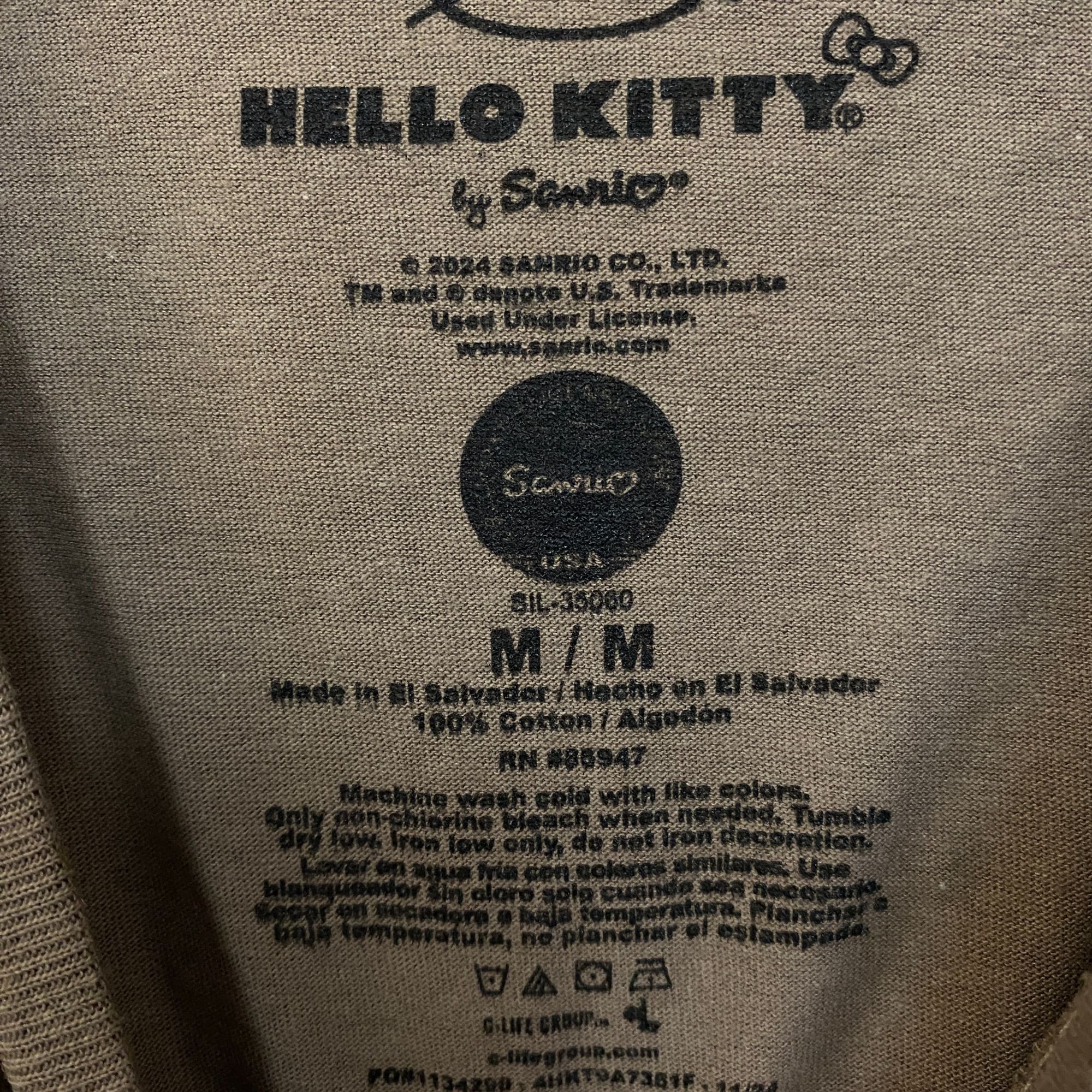 Disney Sanrio Hello Kitty "Greetings From New York City" Graphic T- Size US M / EU 48-50 / 2 - 4 Thumbnail