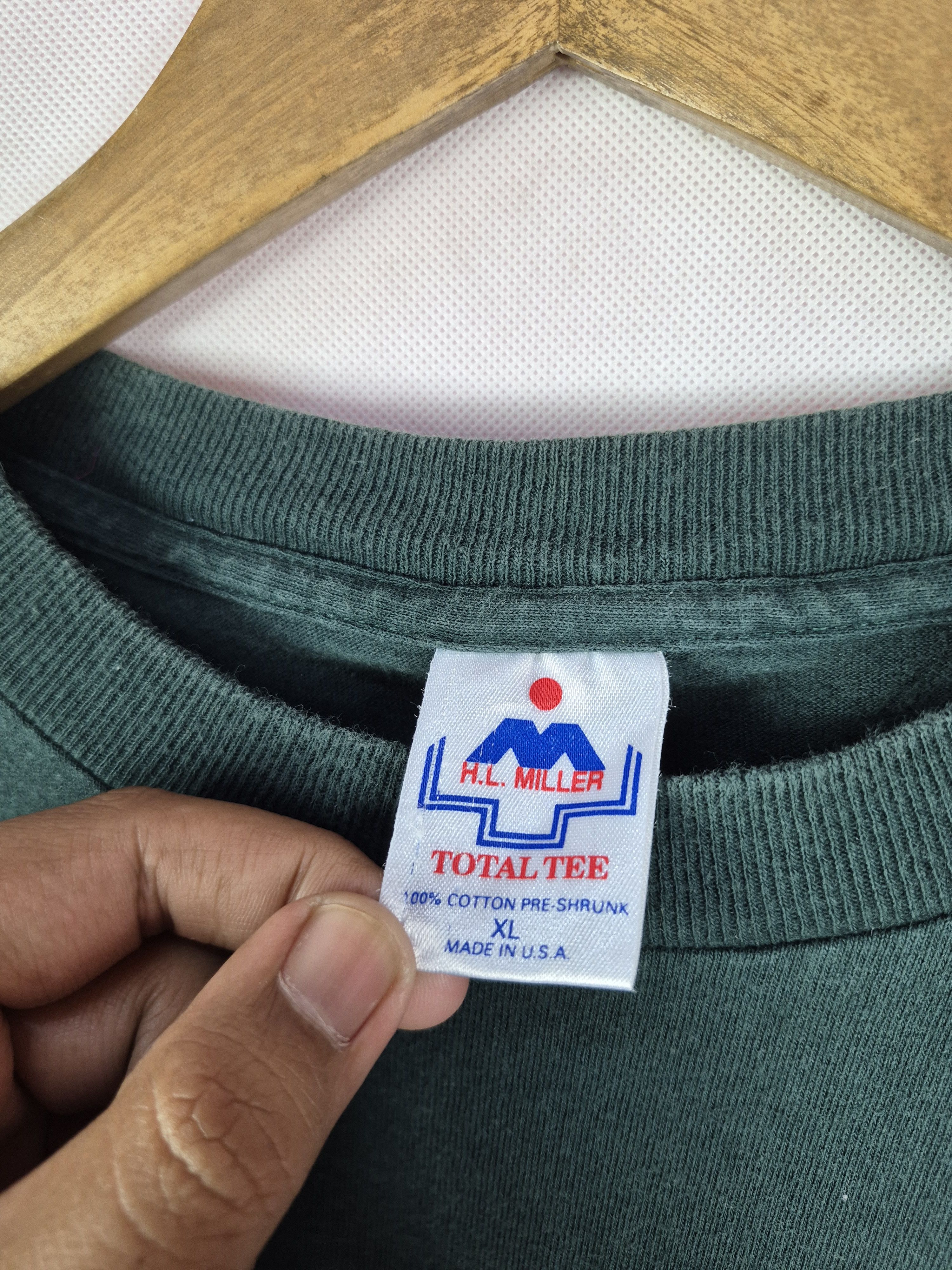 Vintage 🔥 Vintage Maui Bay Surf Hawaii Tees Size US XL / EU 56 / 4 - 7 Thumbnail