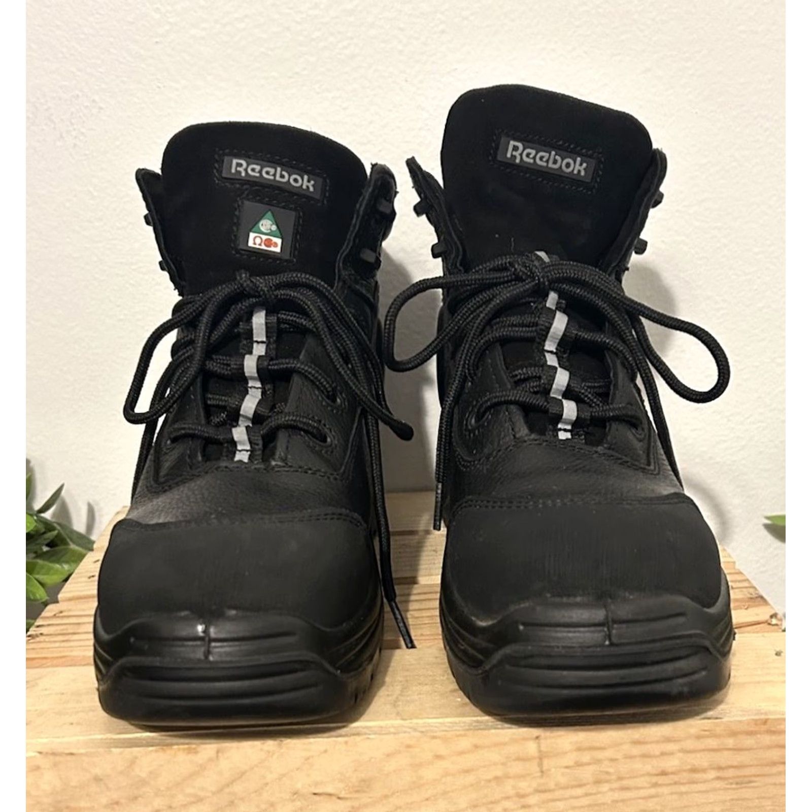 Reebok VINTAGE Reebok Trainex Sport Black Work Boots RB6765 Mens 5.5W Women 7.5W Size US 6 / IT 36 - 3 Thumbnail