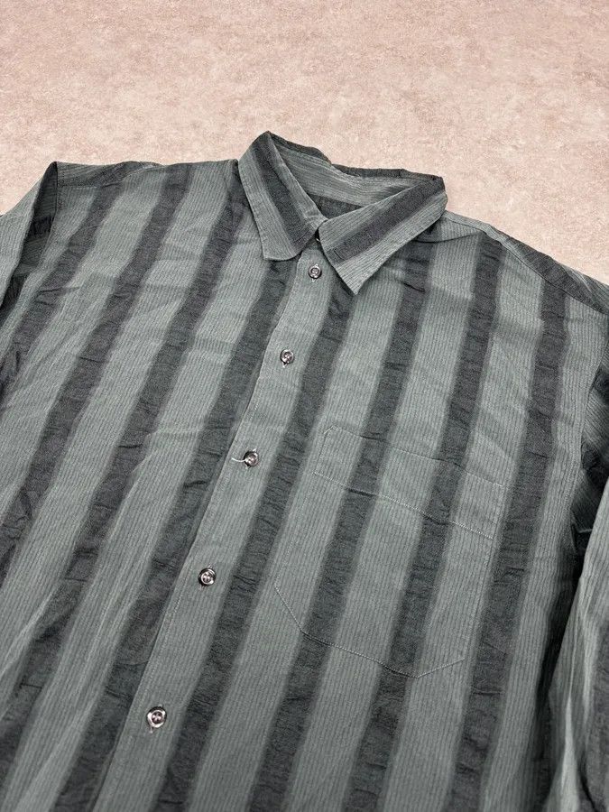 Emporio Armani 1990s Emporio Armani Grey Relief Striped Shirt Size US XL / EU 56 / 4 - 5 Thumbnail