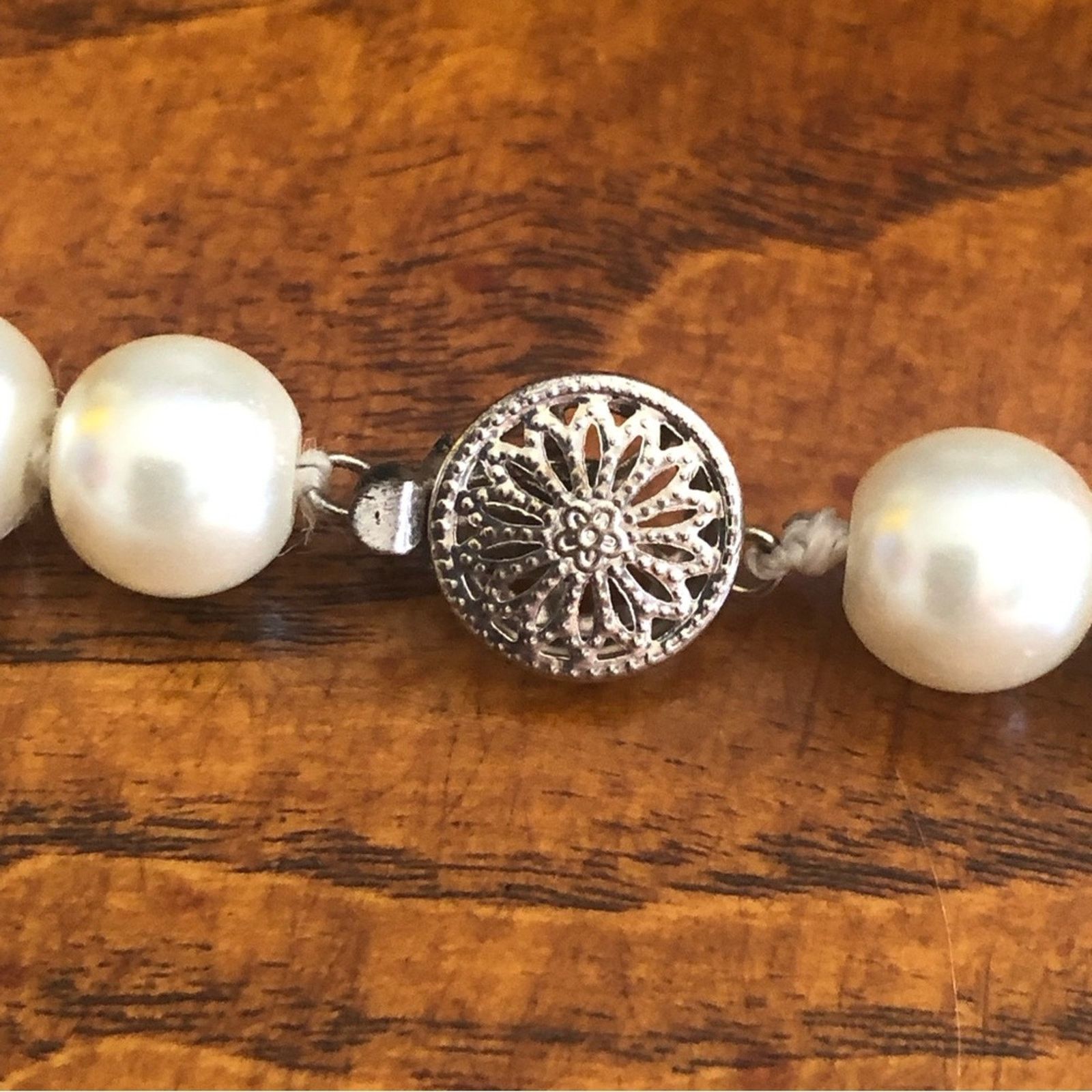 Vintage Vintage hand knotted white faux pearl necklace Size ONE SIZE - 9 Thumbnail