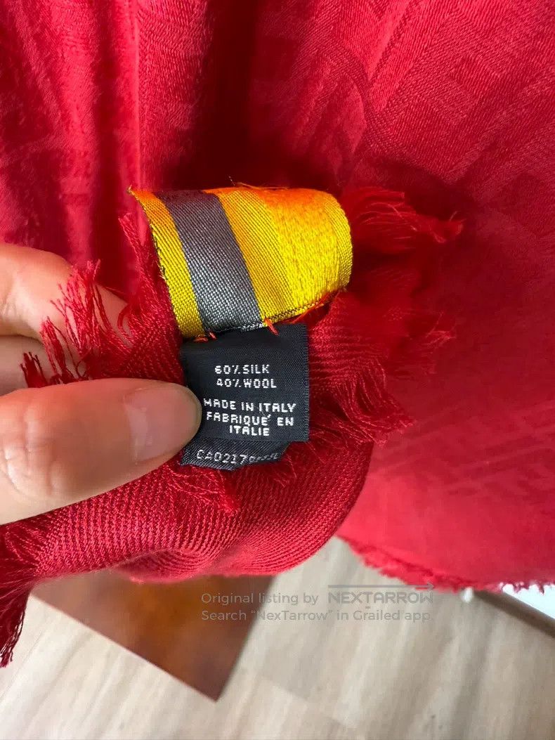 Fendi Fendi Fur Shawl Wrap with Classic Letter Logo Design Size ONE SIZE - 7 Thumbnail
