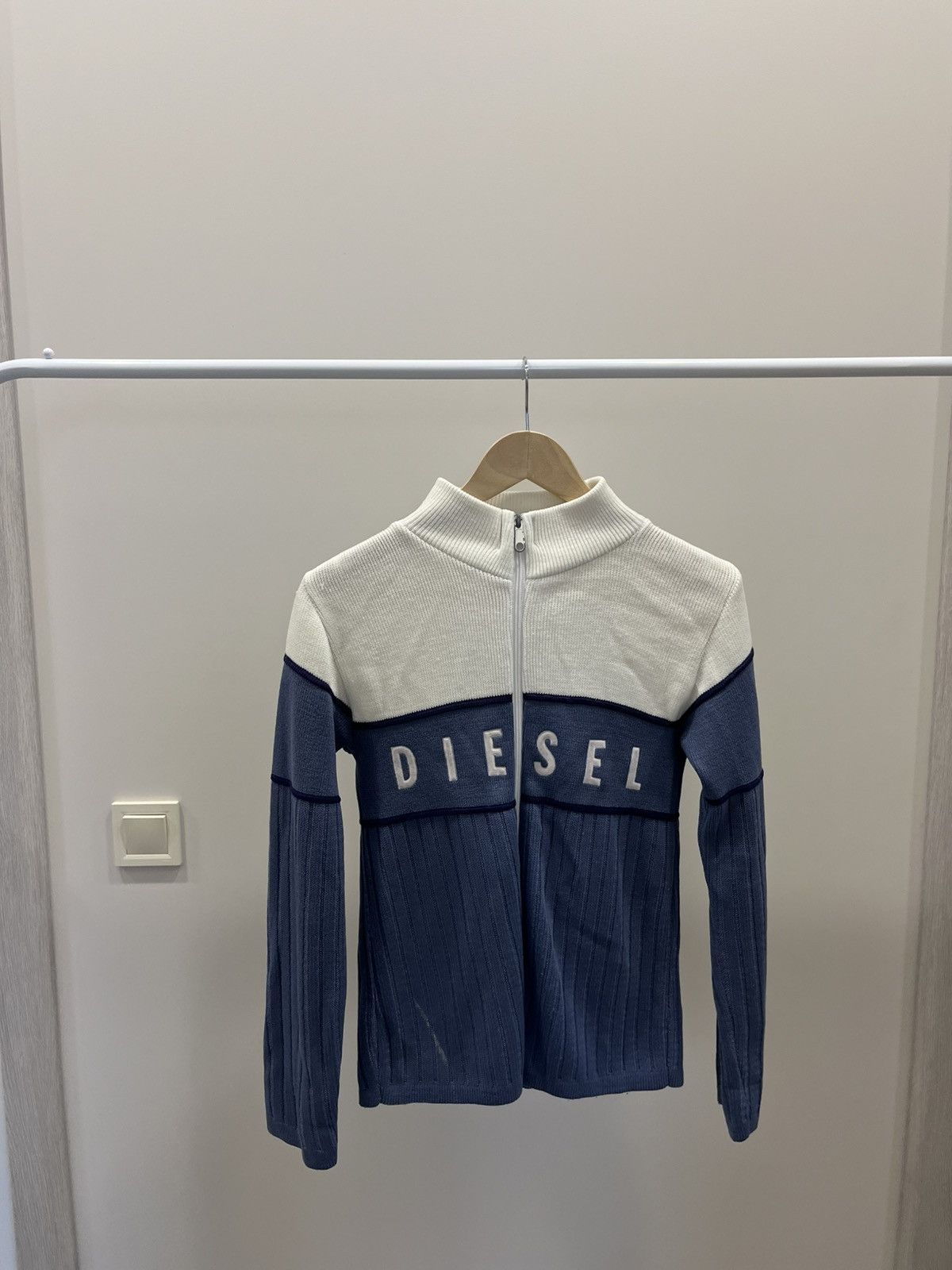 Diesel Vintage Y2K Women’s Diesel Industry Big Logo Zip Hoodie Size S / US 4 / IT 40 - 1 Thumbnail