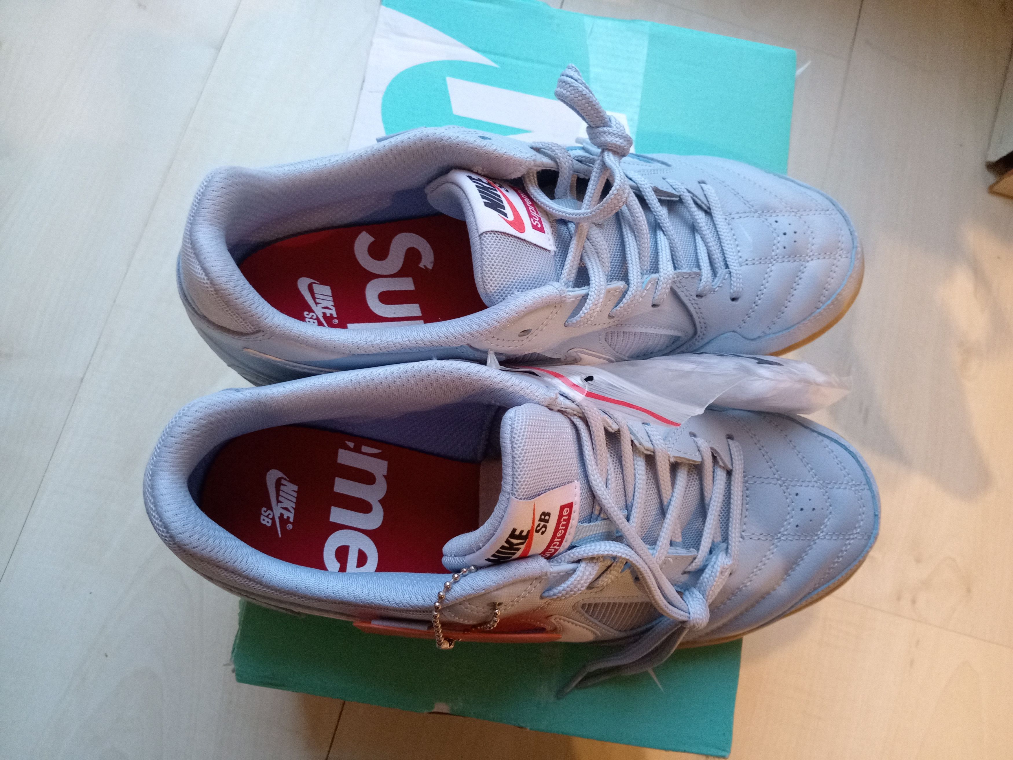 Nike New in Tags Nike gato supreme lunargato Size US 9 / EU 42 - 4 Thumbnail