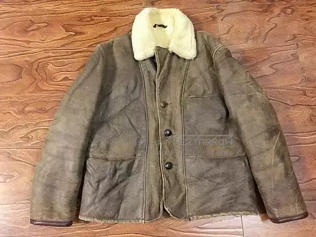 Other Fur is integrated into the leather coat Size US XL / EU 56 / 4 - 1 Thumbnail