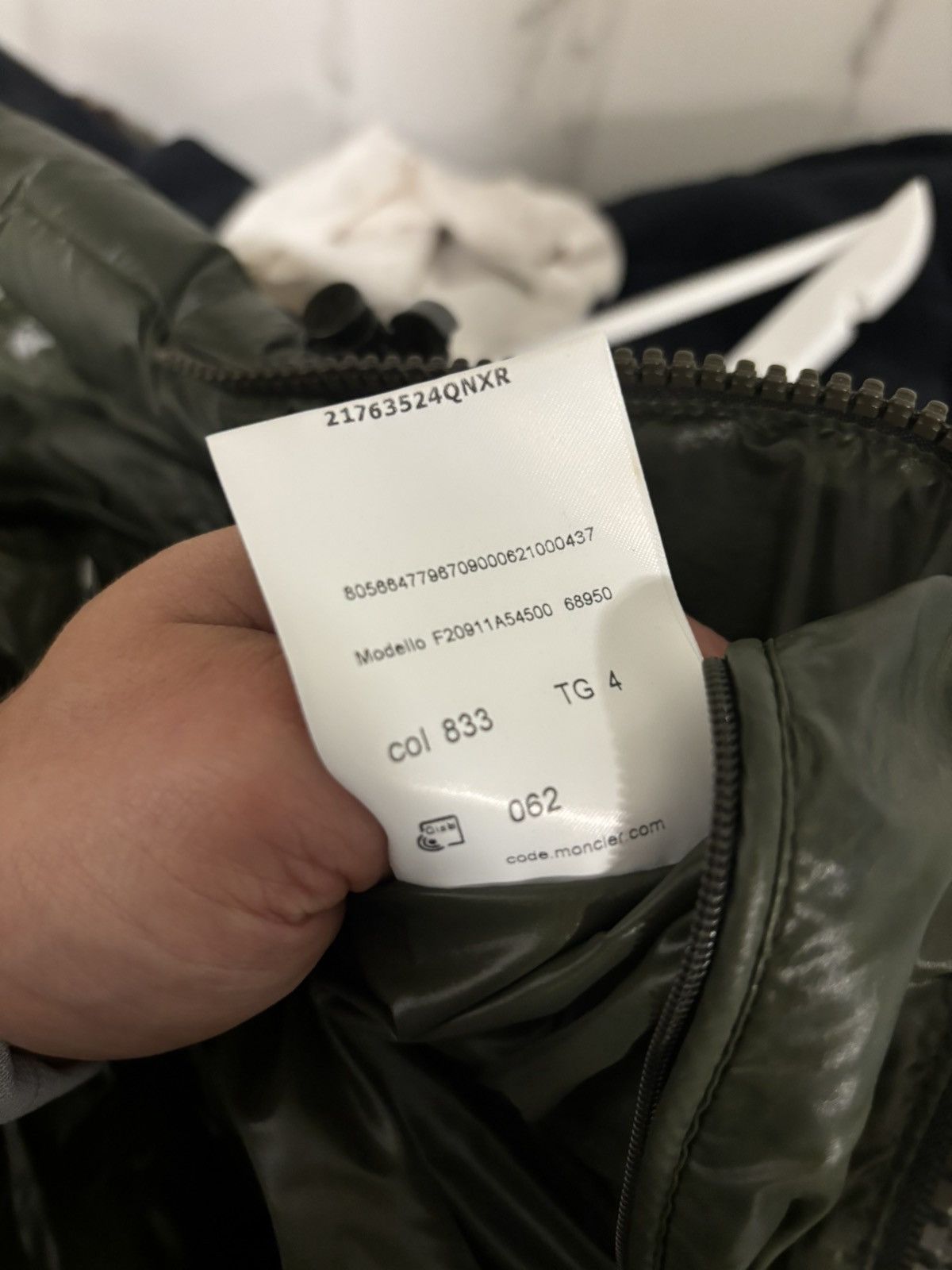 Moncler moncler ecrins Size US L / EU 52-54 / 3 - 12 Thumbnail