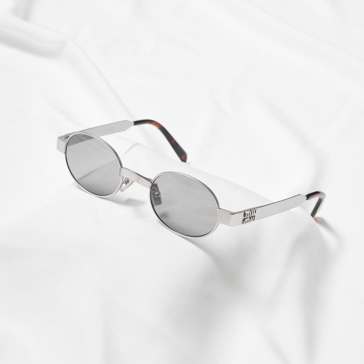 Miu Miu MIU MIU 0MU B51S 21M50Q SUNGLASSES Size ONE SIZE - 1 Thumbnail