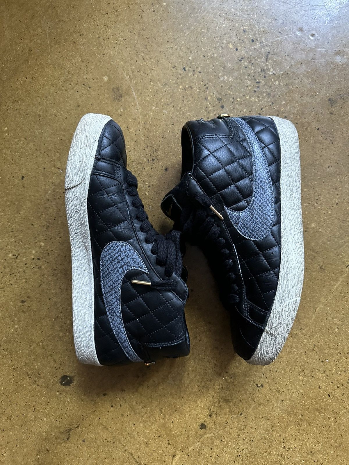 Nike × Supreme Supreme x Blazer SB Black 2006 Size US 10.5 / EU 43-44 - 2 Thumbnail