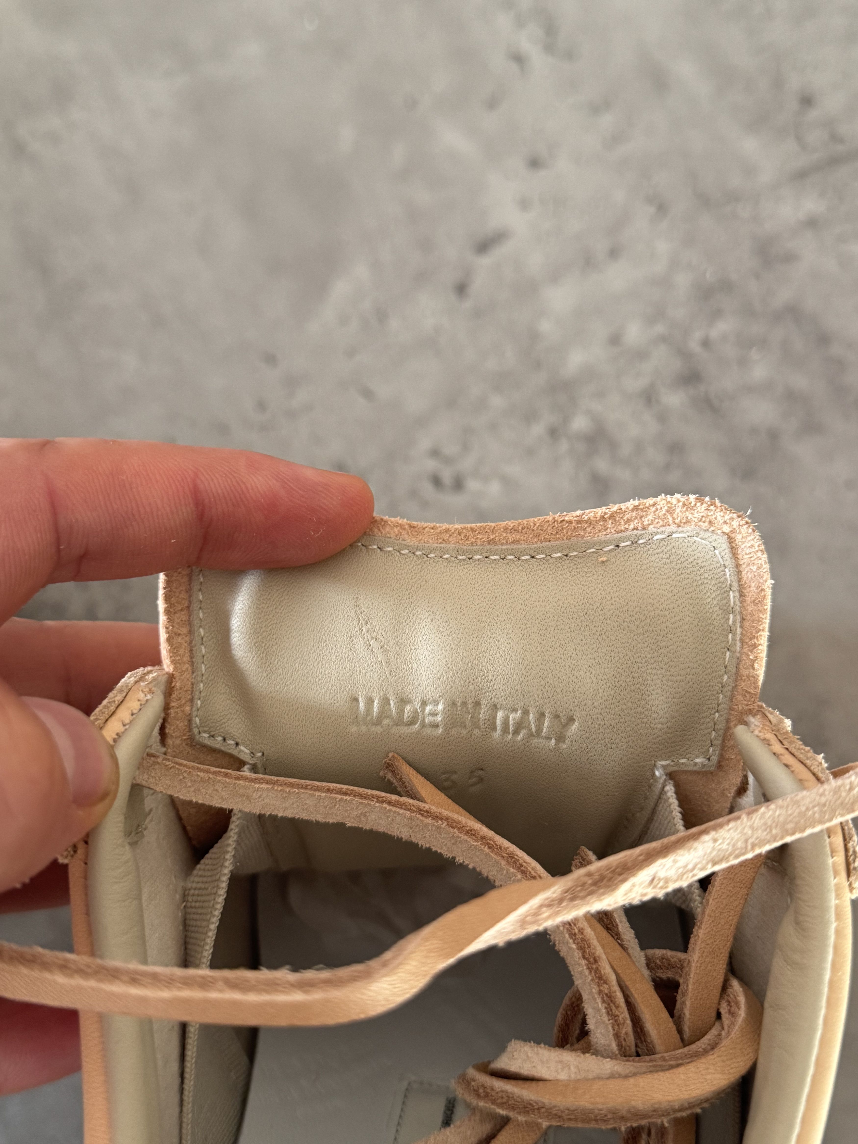 Maison Margiela maison margiela replica gat sneakers | peach Size US 5 / IT 35 - 10 Thumbnail