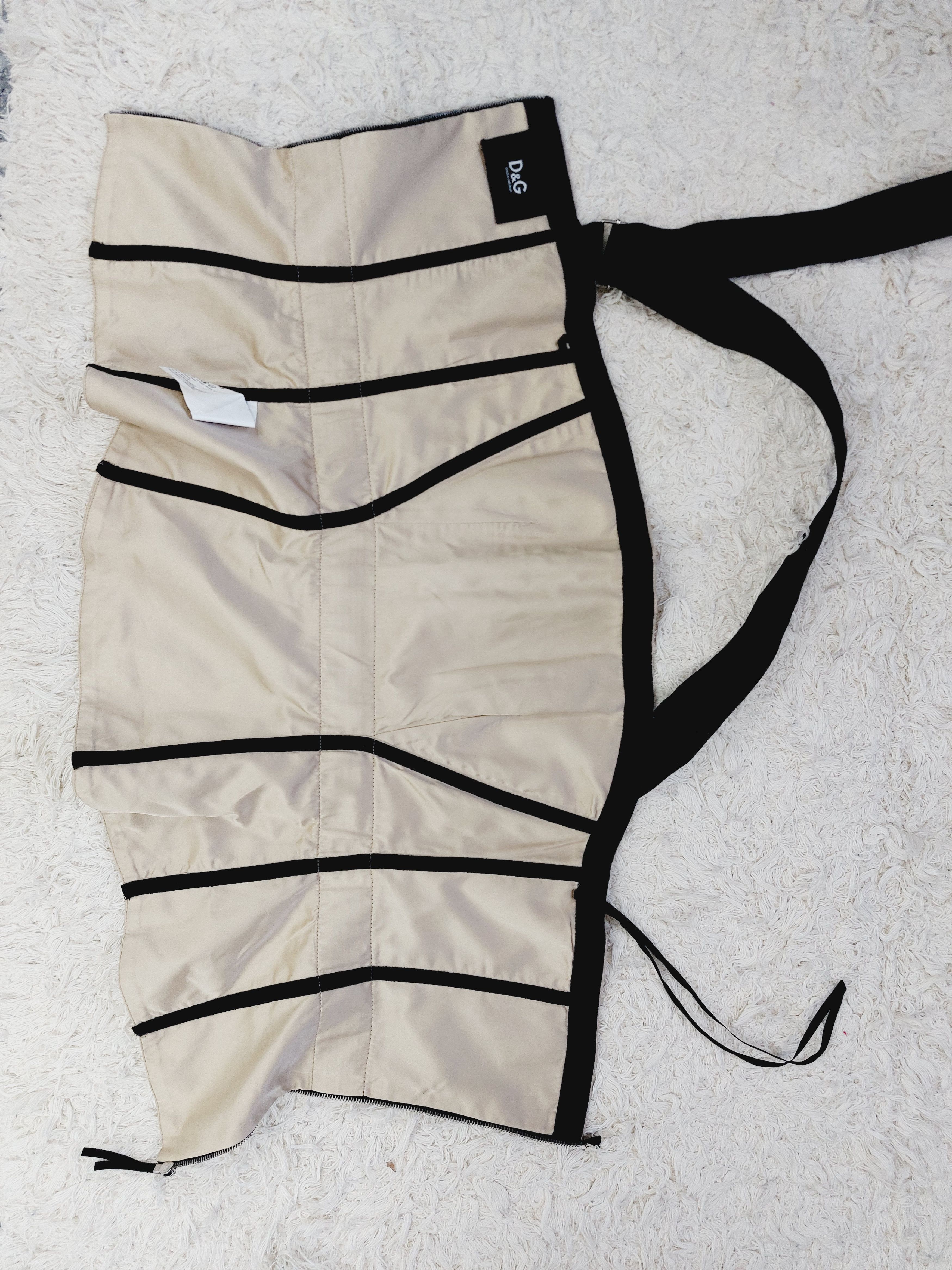 Dolce & Gabbana Dolce Gabbana D&G Rose Shiny Strap Bondage Corset Bustier Size S / US 4 / IT 40 - 14 Thumbnail