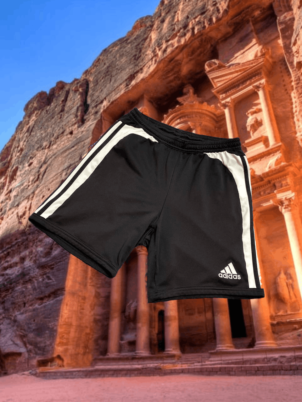 Adidas streetwear Adidas black shorts Vintage Y2K logo Size US 32 / EU 48 - 1 Thumbnail