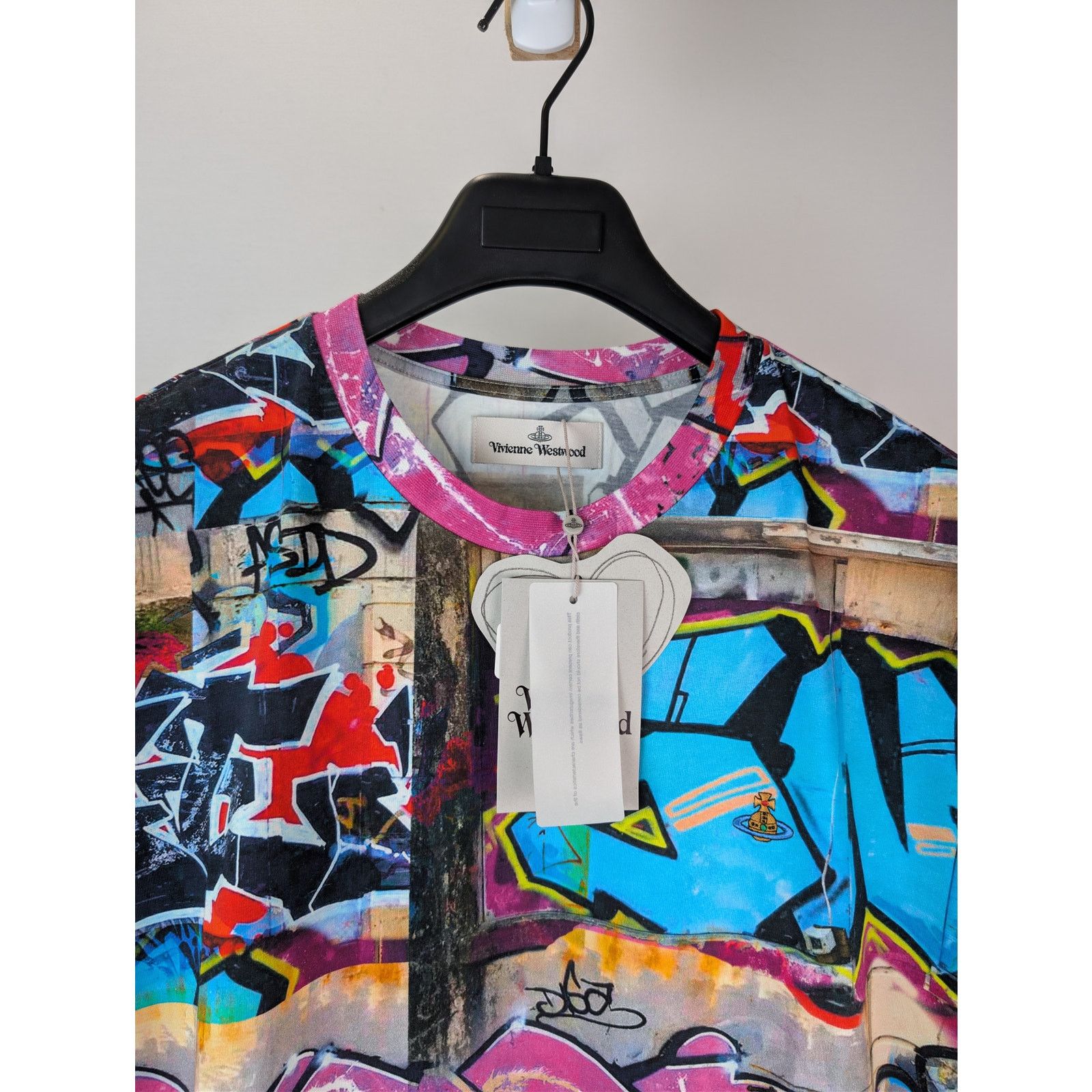 Vivienne Westwood o1rshd1 Classic Graffiti T-Shirt in Multiolor Size US L / EU 52-54 / 3 - 7 Thumbnail